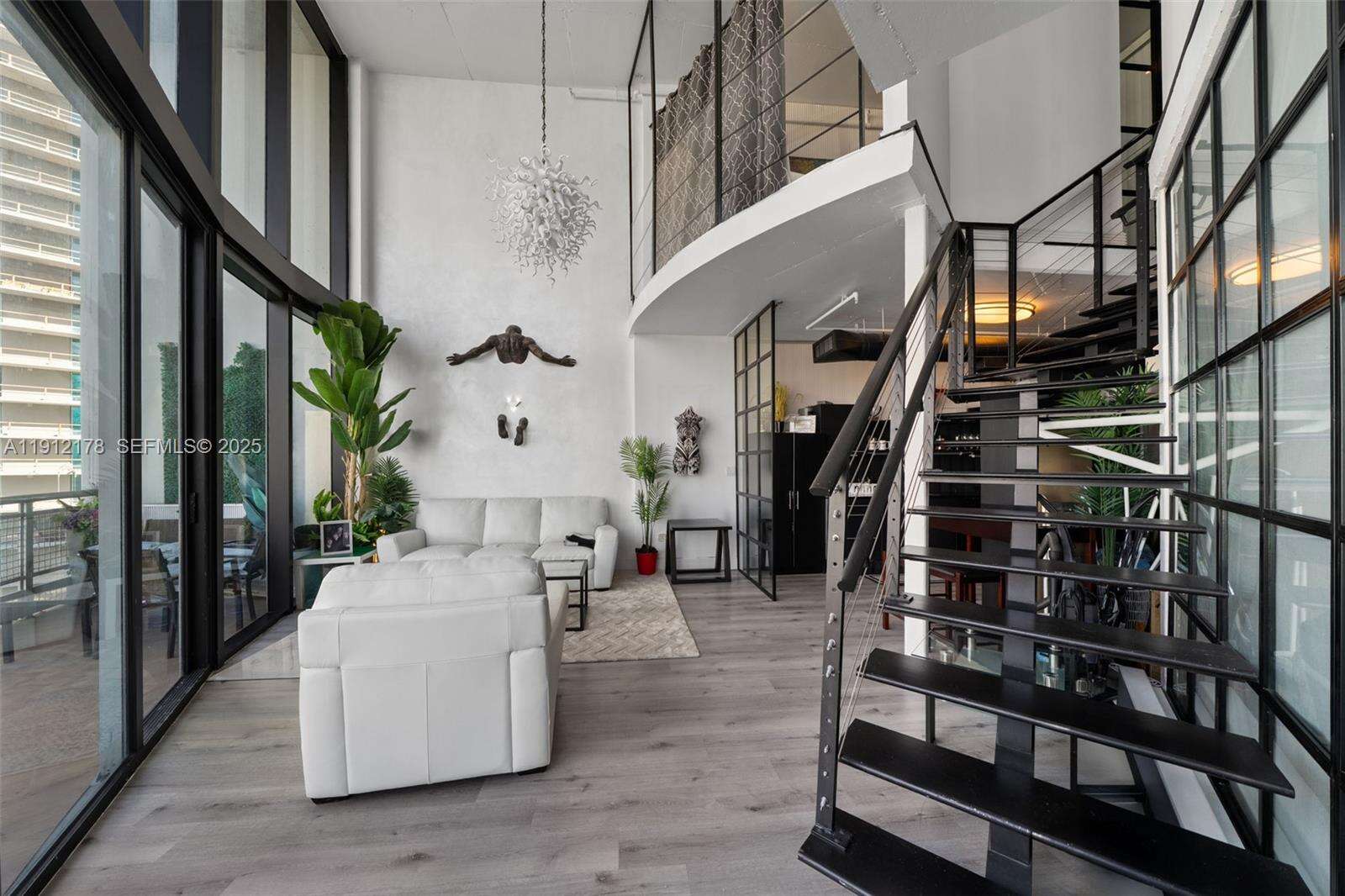 Neo Vertika at 690 1 Ct, Miami, FL 33130 - For Sale photo 4