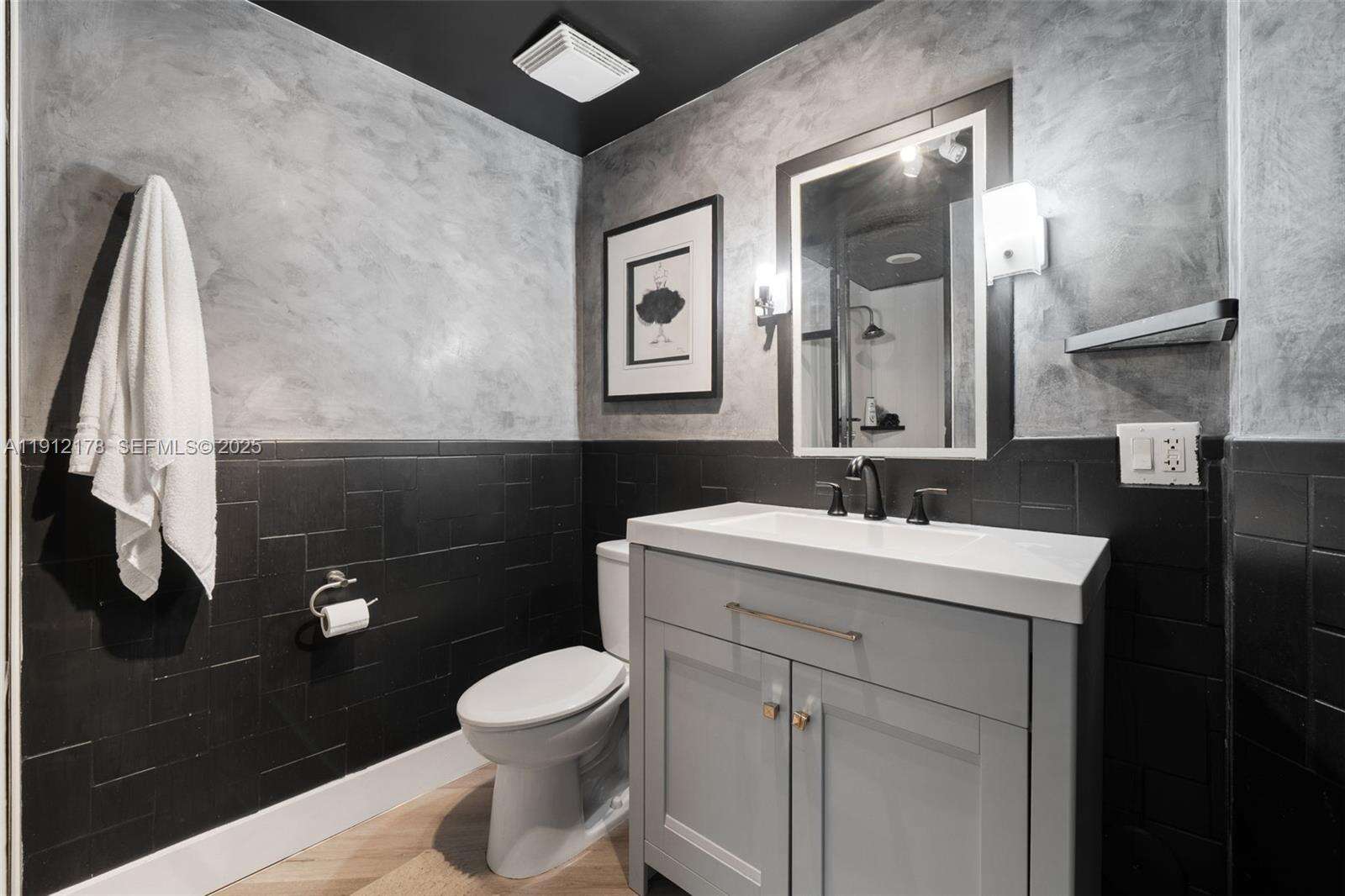 Neo Vertika at 690 1 Ct, Miami, FL 33130 - For Sale photo 7