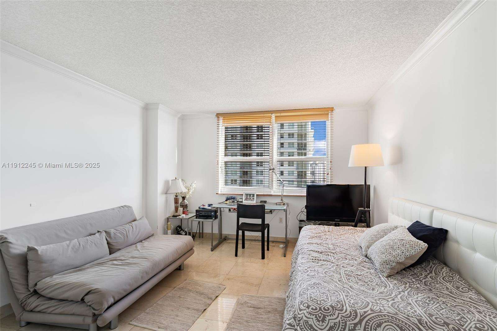The Mark On Brickell at 1155 Brickell Bay Dr, Miami, FL 33131 - For Sale photo 13