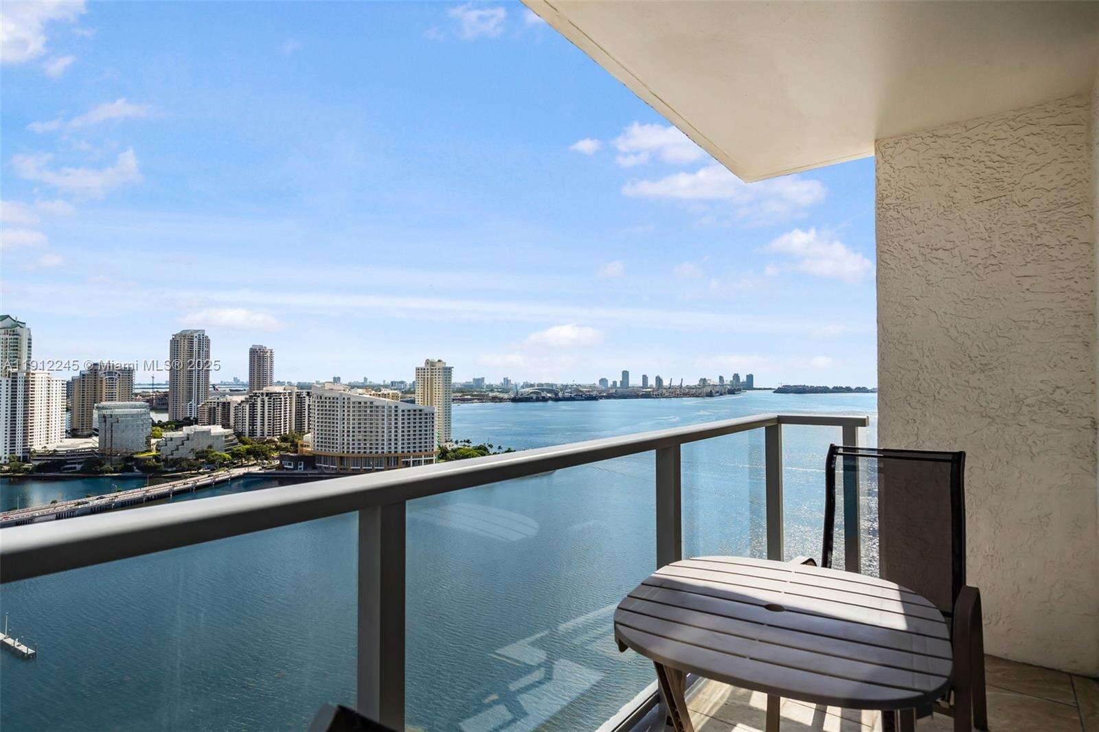 The Mark On Brickell at 1155 Brickell Bay Dr, Miami, FL 33131 - For Sale photo 4