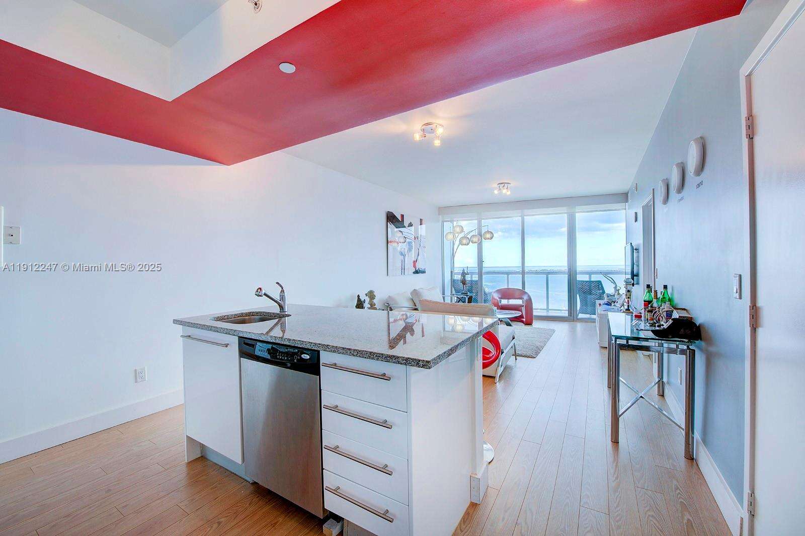 Marina Blue at 888 Biscayne Blvd, Miami, FL 33132 - For Sale photo 2