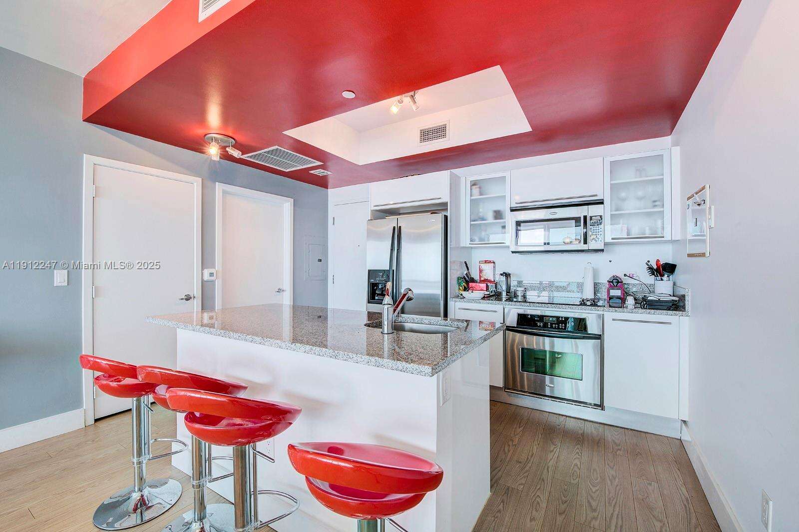 Marina Blue at 888 Biscayne Blvd, Miami, FL 33132 - For Sale photo 6
