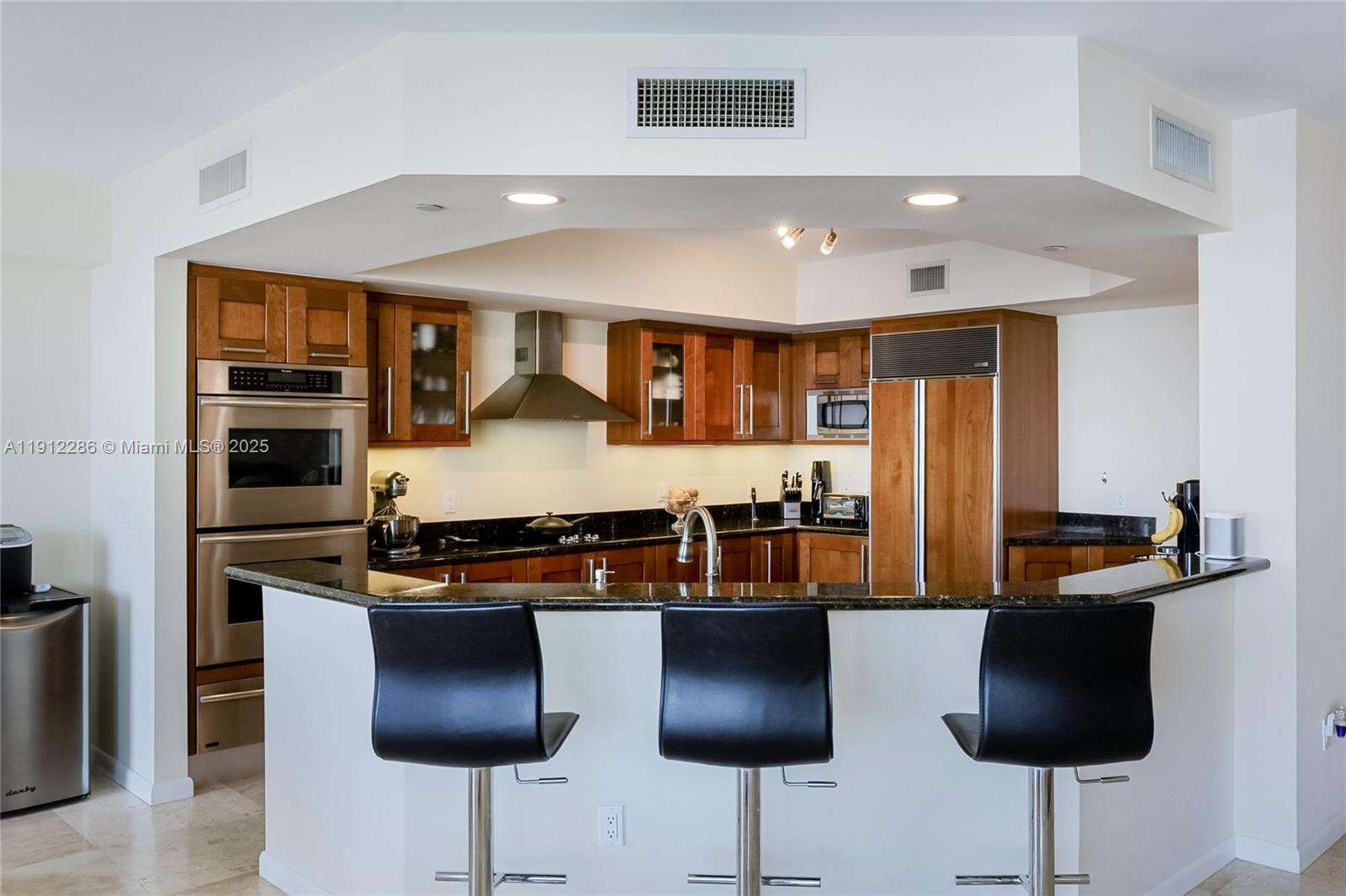 THE PENINSULA II - 3301 183 St, Aventura, FL 33160 | Picture 9