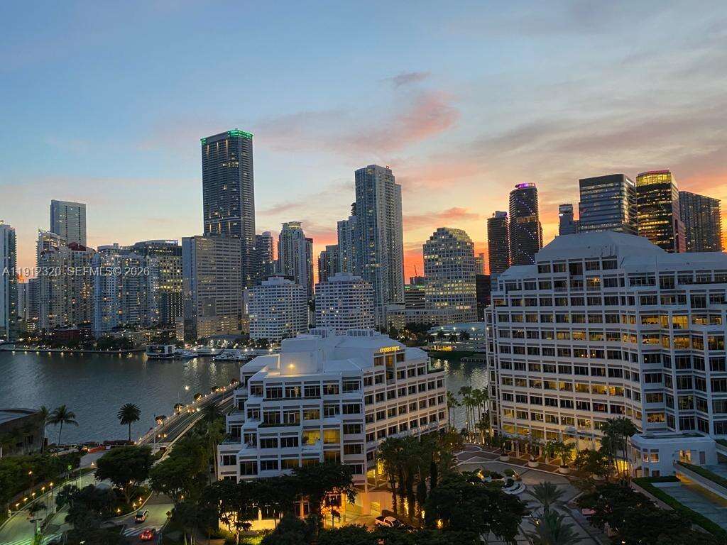 Brickell Key 1 at 520 Brickell Key Dr, Miami, FL 33131 - For Sale photo 15