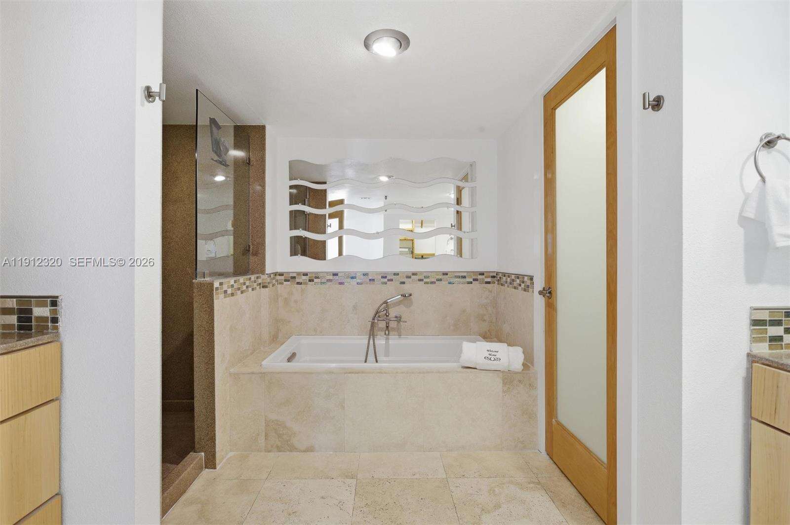 Brickell Key 1 at 520 Brickell Key Dr, Miami, FL 33131 - For Sale photo 42
