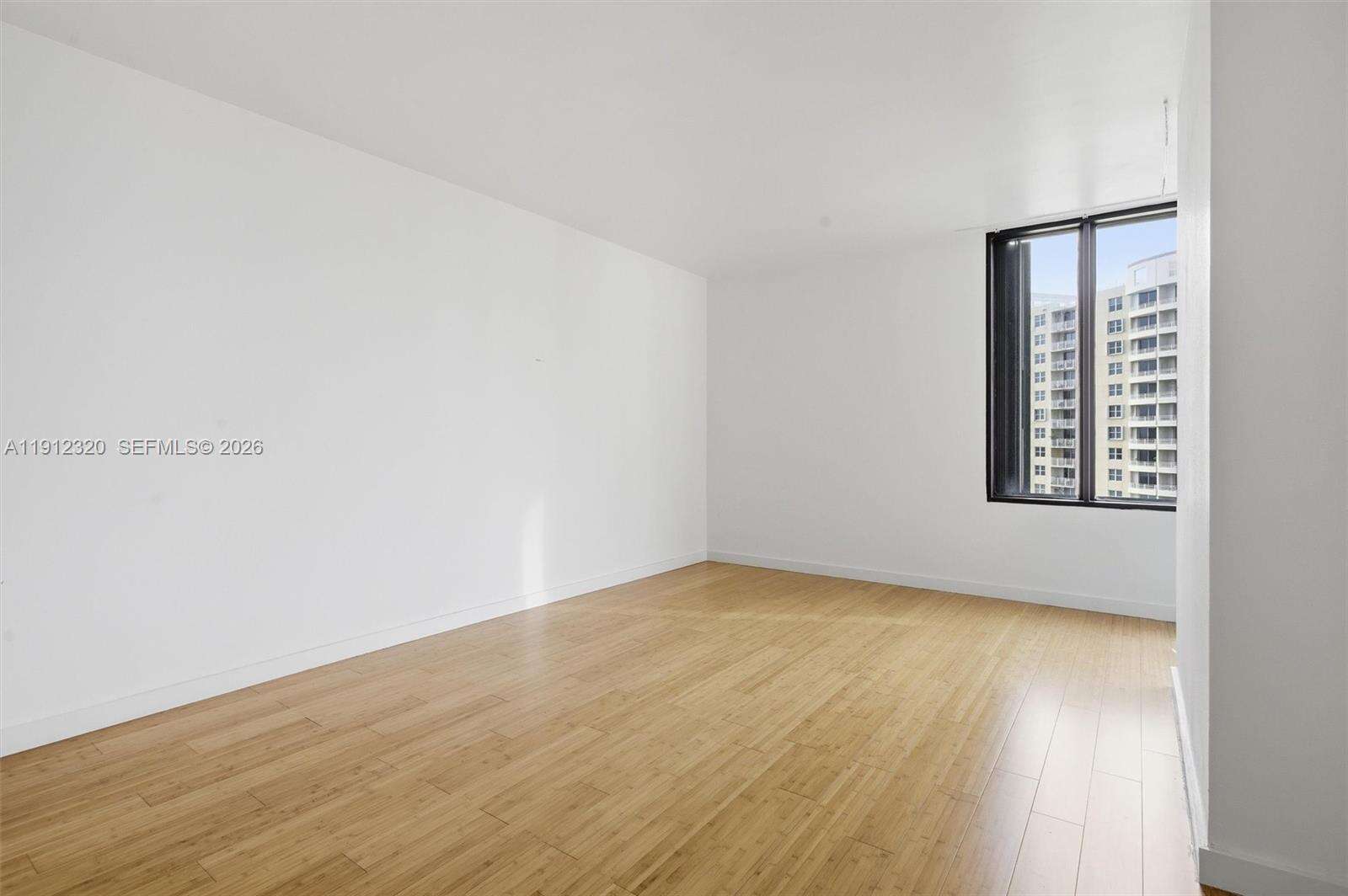 Brickell Key 1 at 520 Brickell Key Dr, Miami, FL 33131 - For Sale photo 47