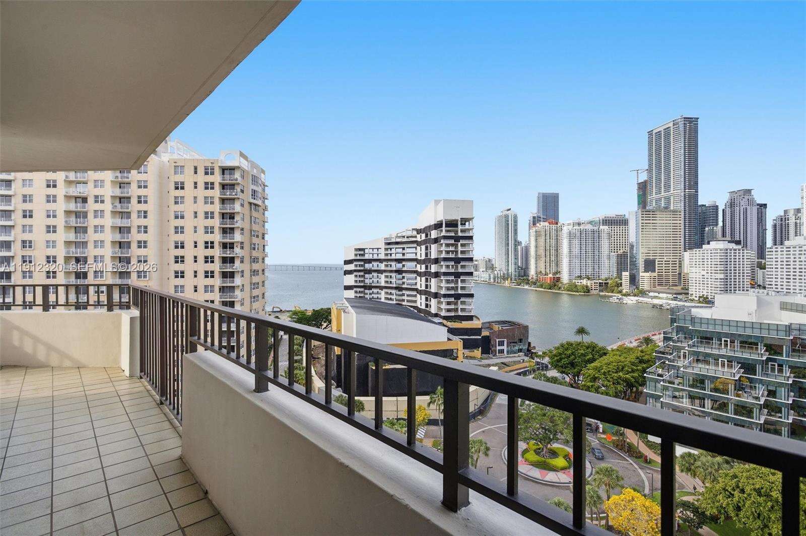 Brickell Key 1 at 520 Brickell Key Dr, Miami, FL 33131 - For Sale photo 56