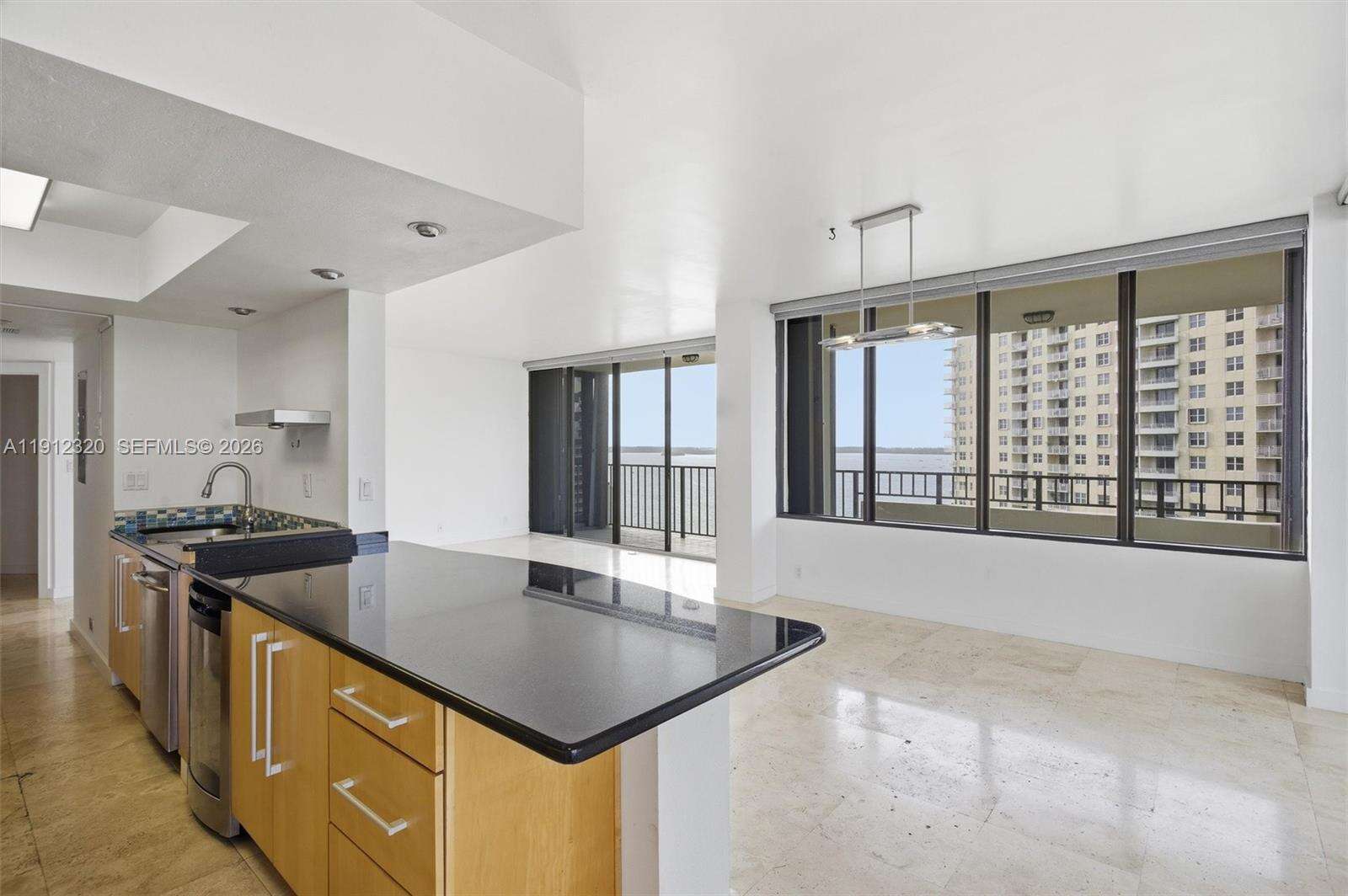 Brickell Key 1 at 520 Brickell Key Dr, Miami, FL 33131 - For Sale photo 8
