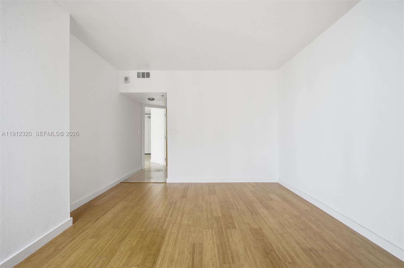 Brickell Key 1 at 520 Brickell Key Dr, Miami, FL 33131 - For Sale photo 10