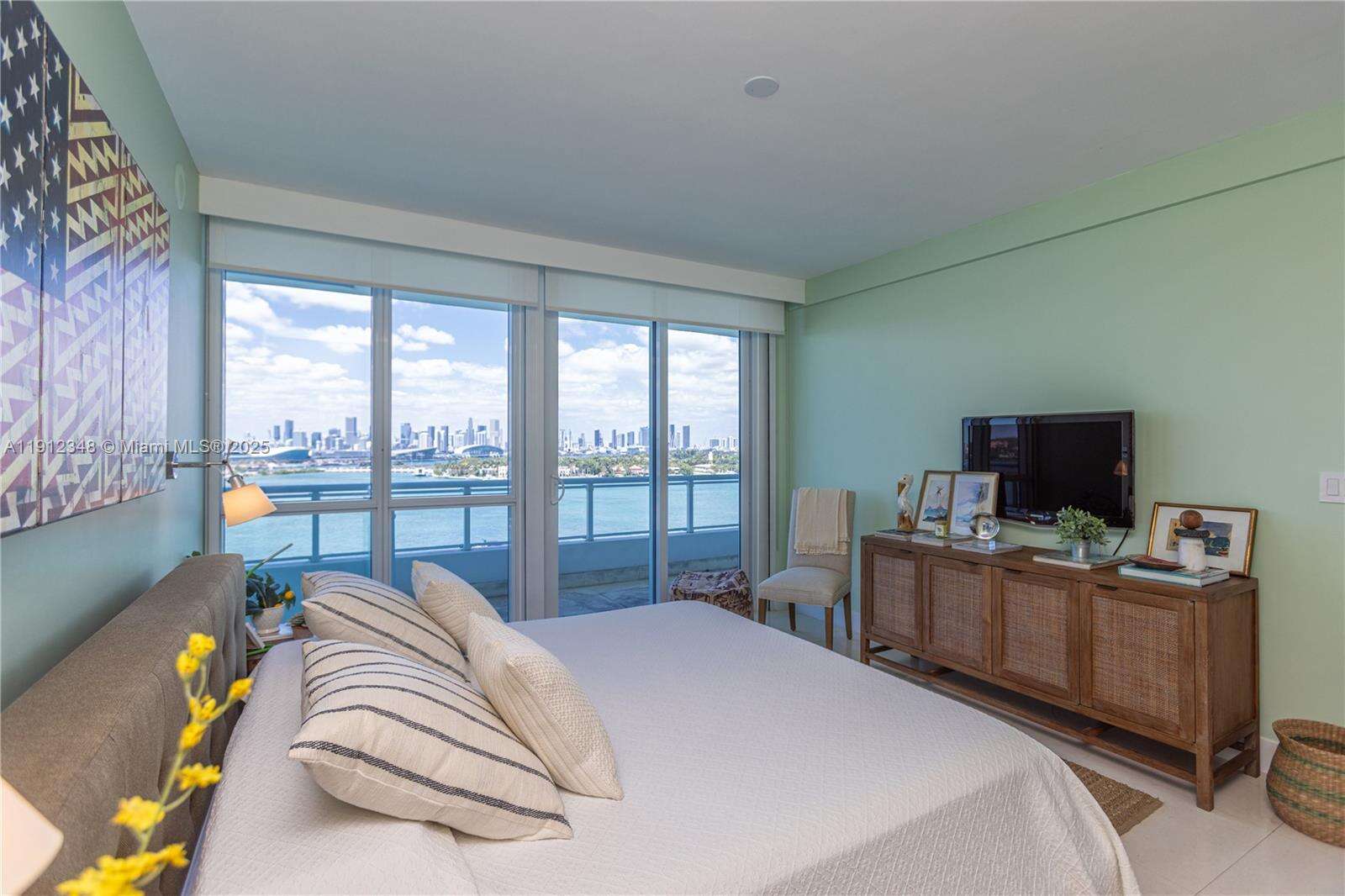 THE BENTLEY BAY - 520 W Ave, Miami Beach, FL 33139 | Picture 14