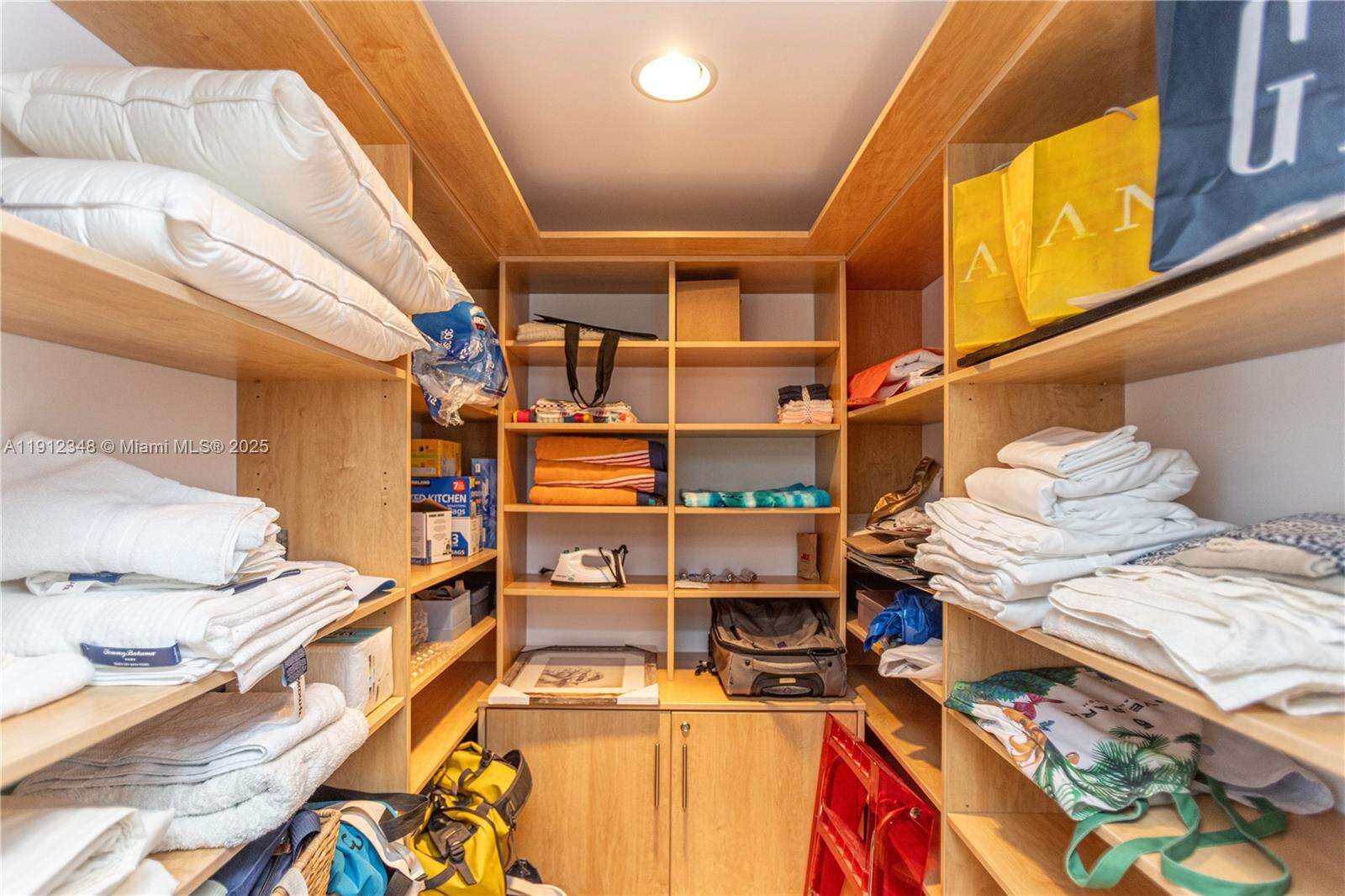 THE BENTLEY BAY - 520 W Ave, Miami Beach, FL 33139 | Picture 35