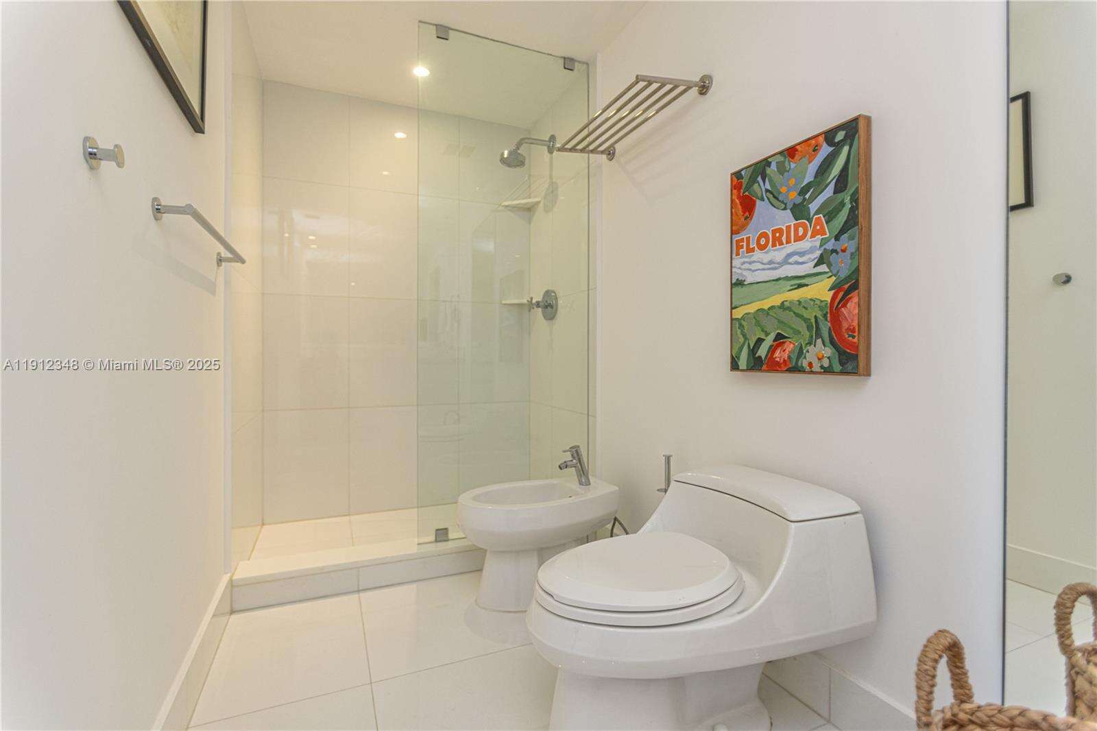 THE BENTLEY BAY - 520 W Ave, Miami Beach, FL 33139 | Picture 36