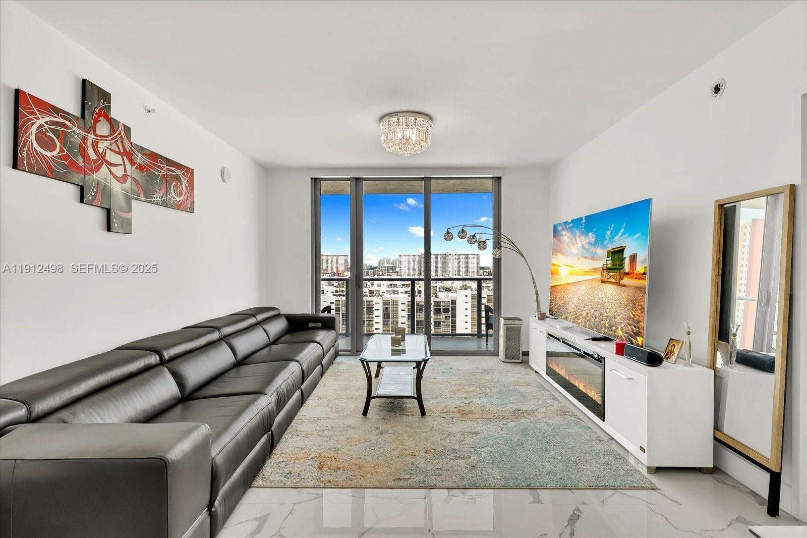 PARQUE TOWERS - 300 Sunny Isles Blvd, Sunny Isles Beach, FL 33160 | Picture 2