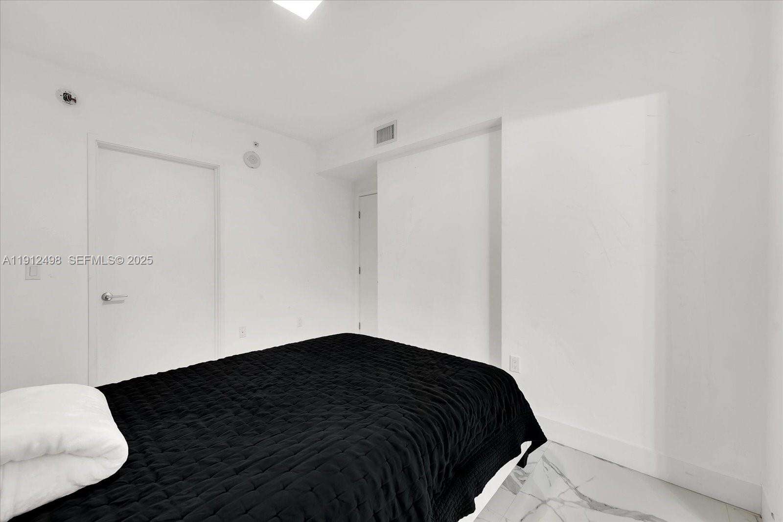 PARQUE TOWERS - 300 Sunny Isles Blvd, Sunny Isles Beach, FL 33160 | Picture 11