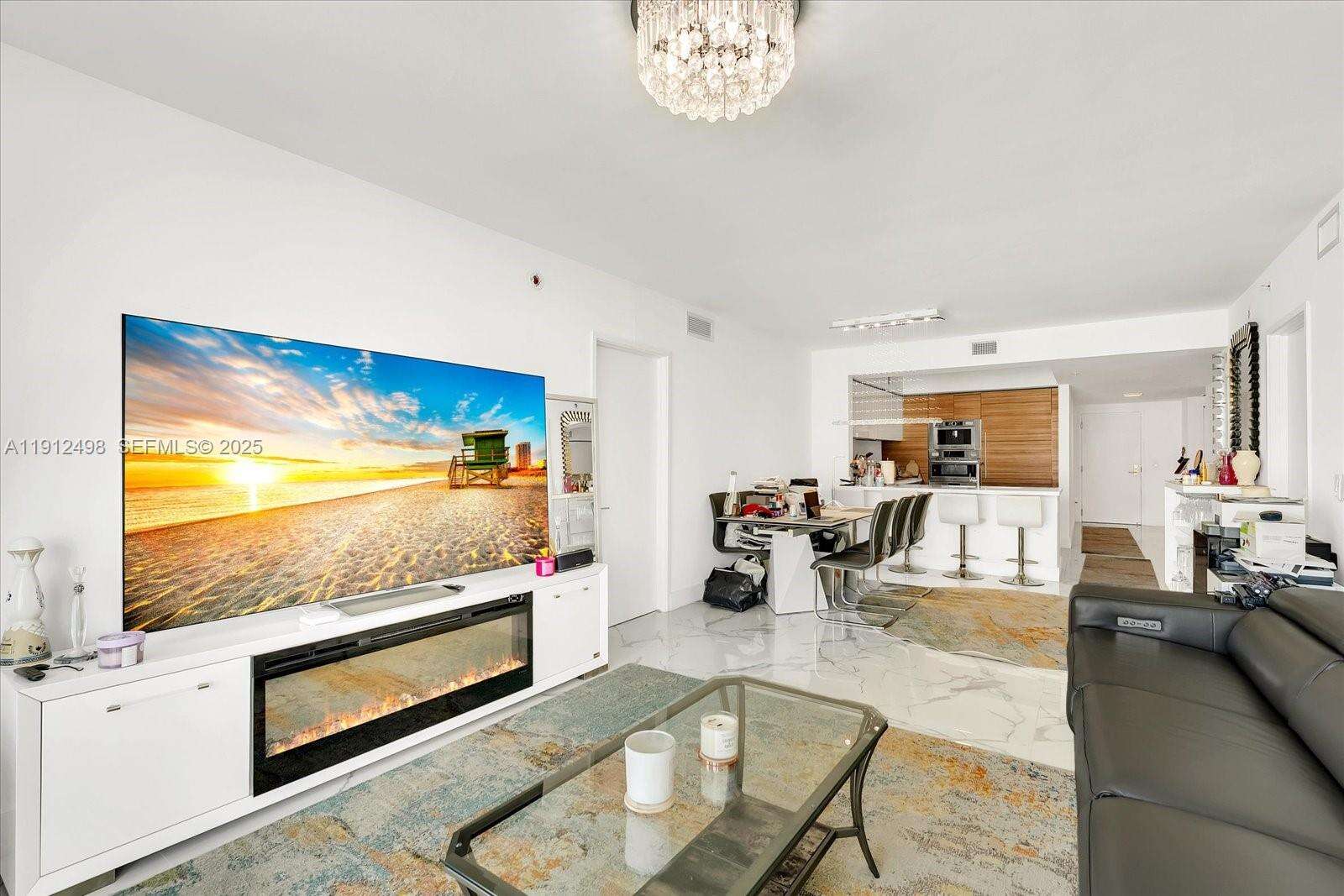 PARQUE TOWERS - 300 Sunny Isles Blvd, Sunny Isles Beach, FL 33160 | Picture 3