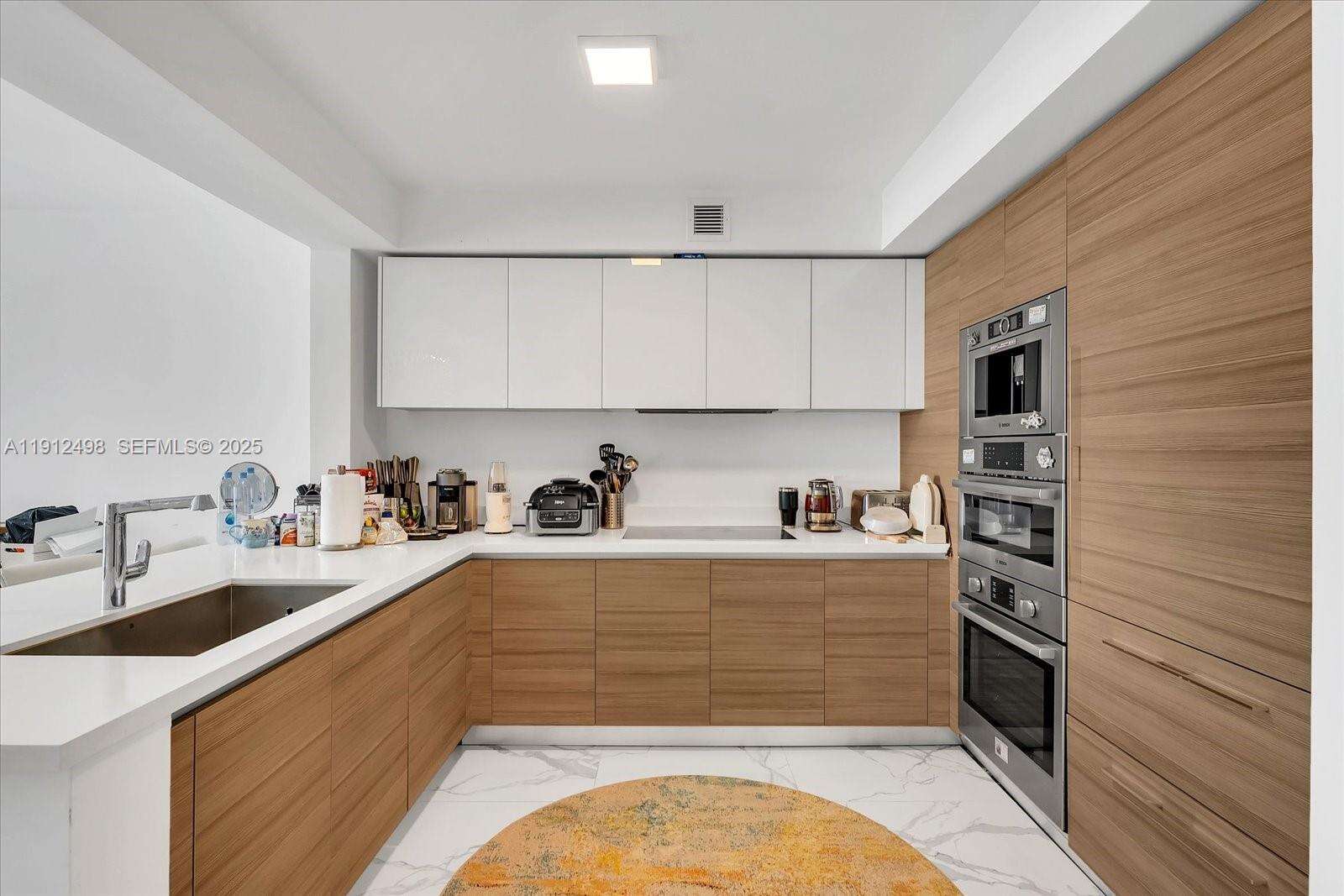 PARQUE TOWERS - 300 Sunny Isles Blvd, Sunny Isles Beach, FL 33160 | Picture 5