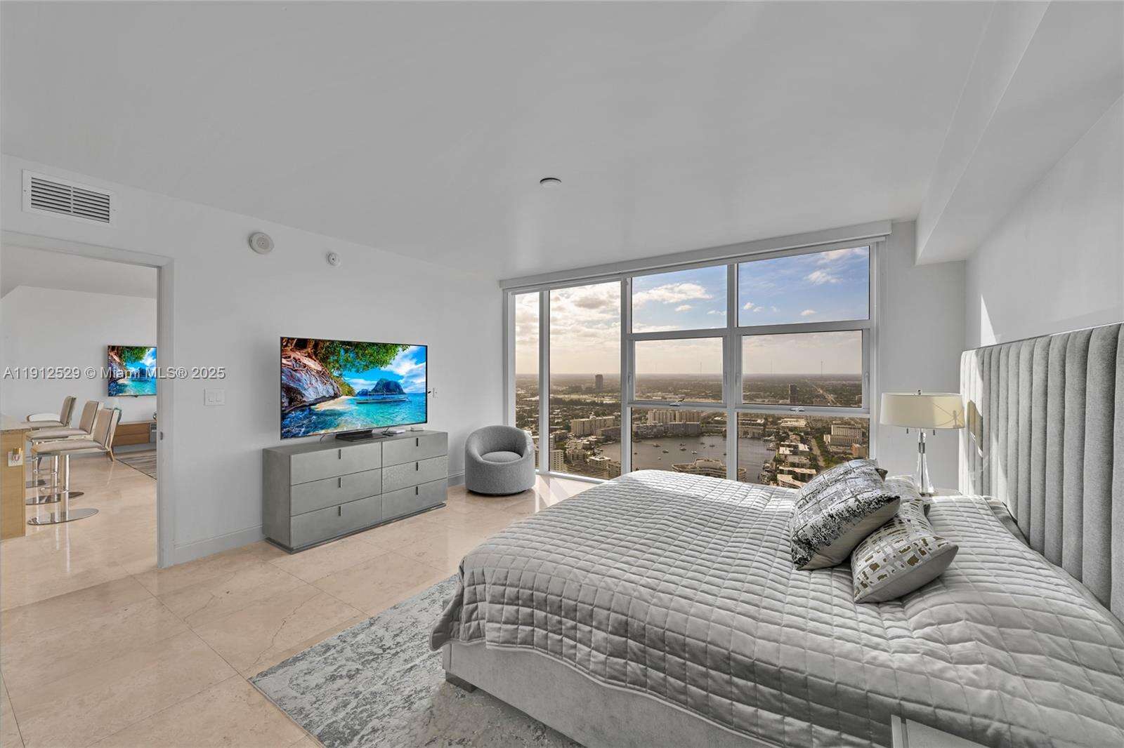 The Beach Club Two at 1830 Ocean Dr, Hallandale Beach, FL 33009 - For Sale photo 18