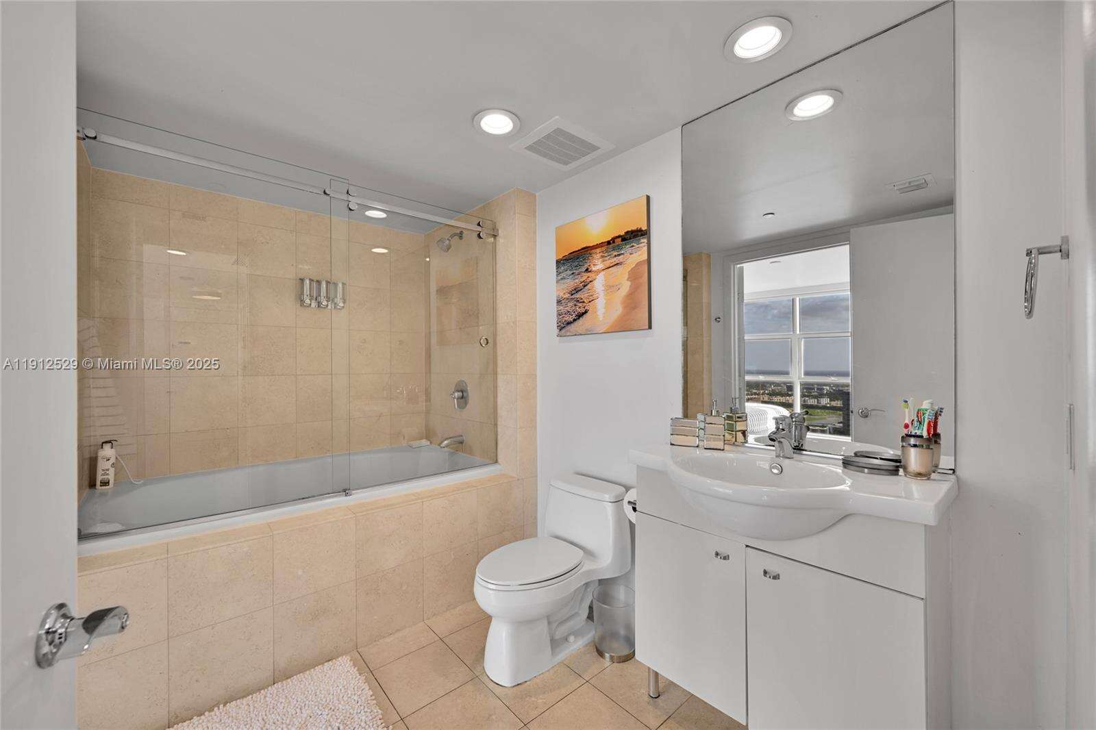 The Beach Club Two at 1830 Ocean Dr, Hallandale Beach, FL 33009 - For Sale photo 7