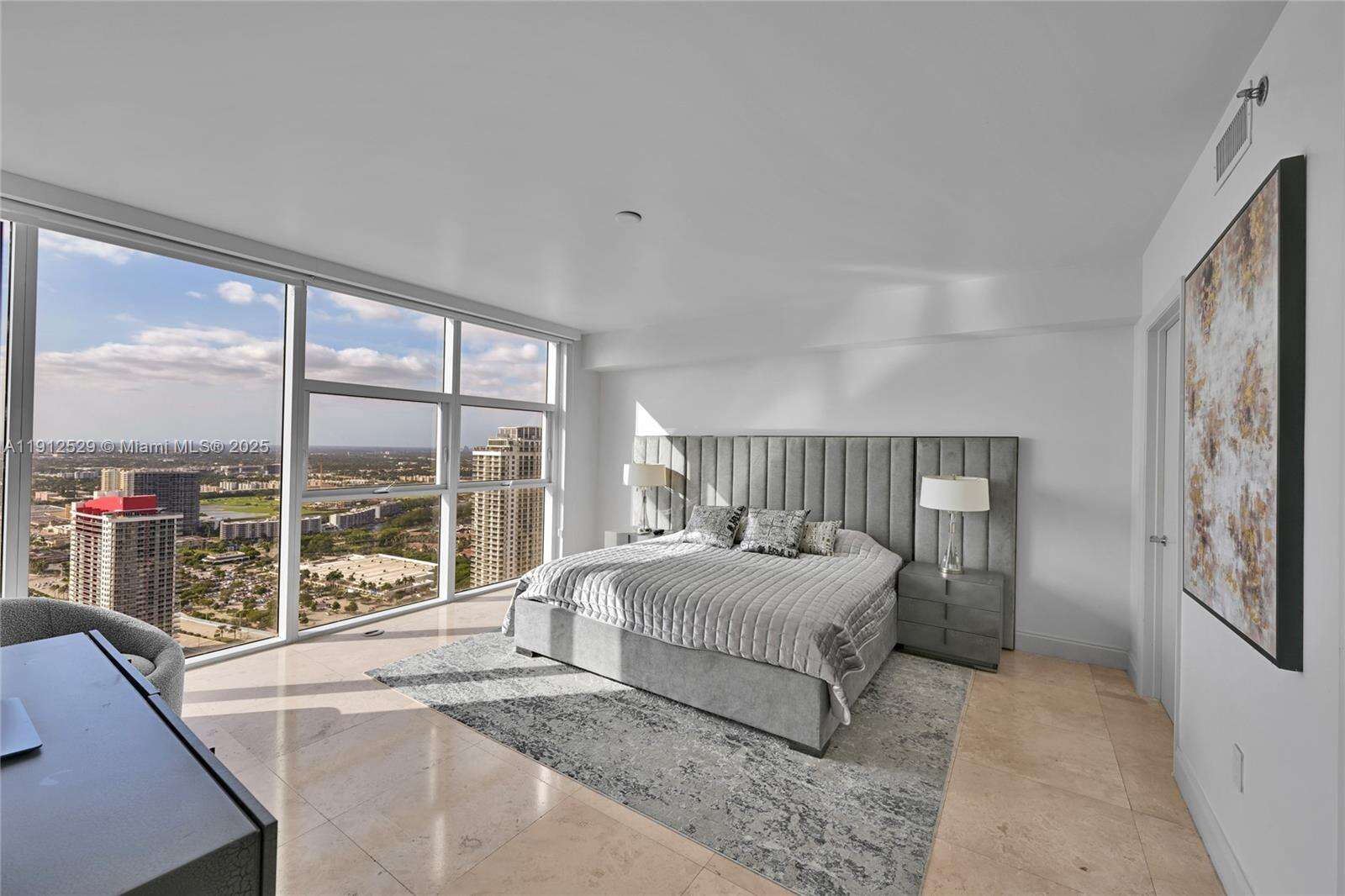 The Beach Club Two at 1830 Ocean Dr, Hallandale Beach, FL 33009 - For Sale photo 10
