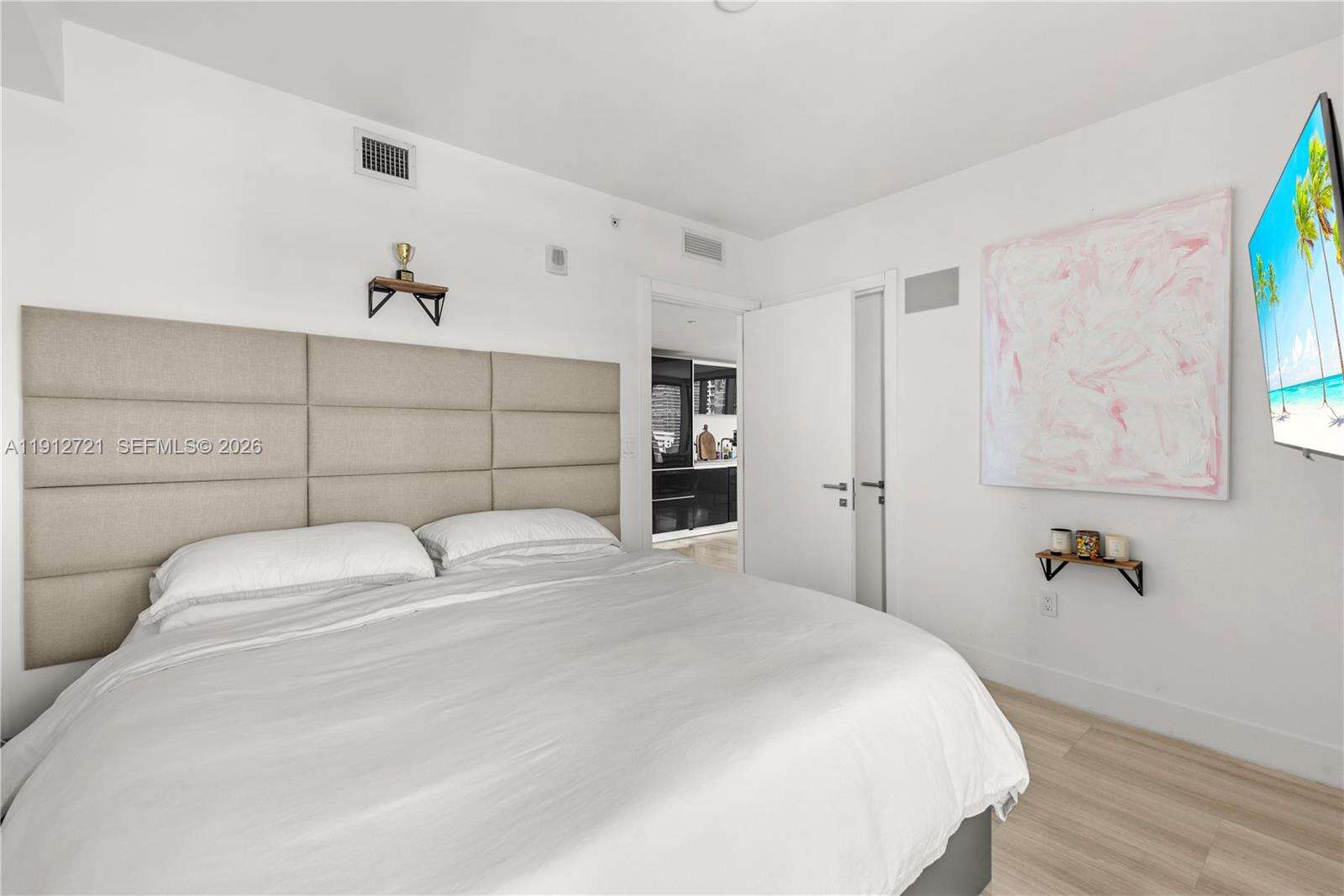 Echo Brickell at 1451 Brickell Ave, Miami, FL 33131 - For Sale photo 17