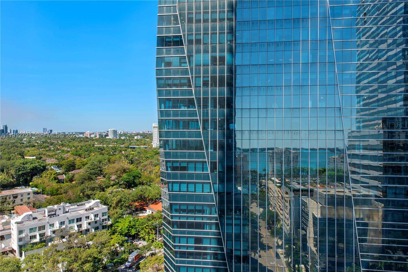 Echo Brickell at 1451 Brickell Ave, Miami, FL 33131 - For Sale photo 25
