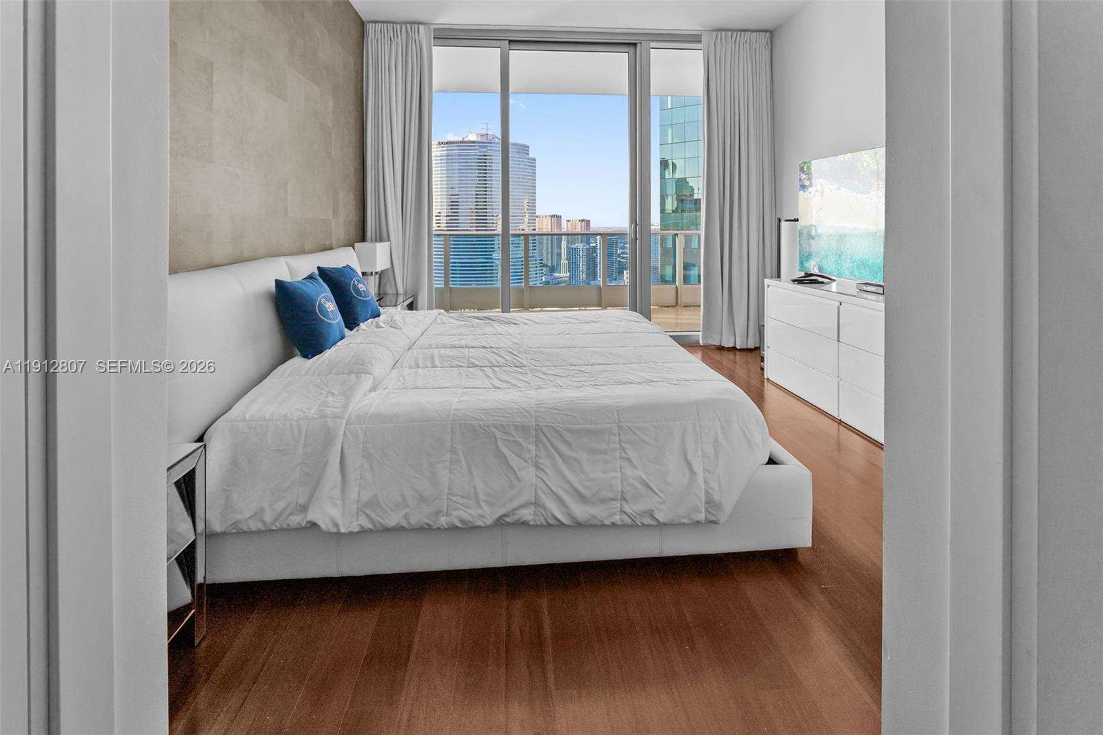 Epic Residences at 200 Biscayne Blvd Way, Miami, FL 33131 - For Sale photo 18