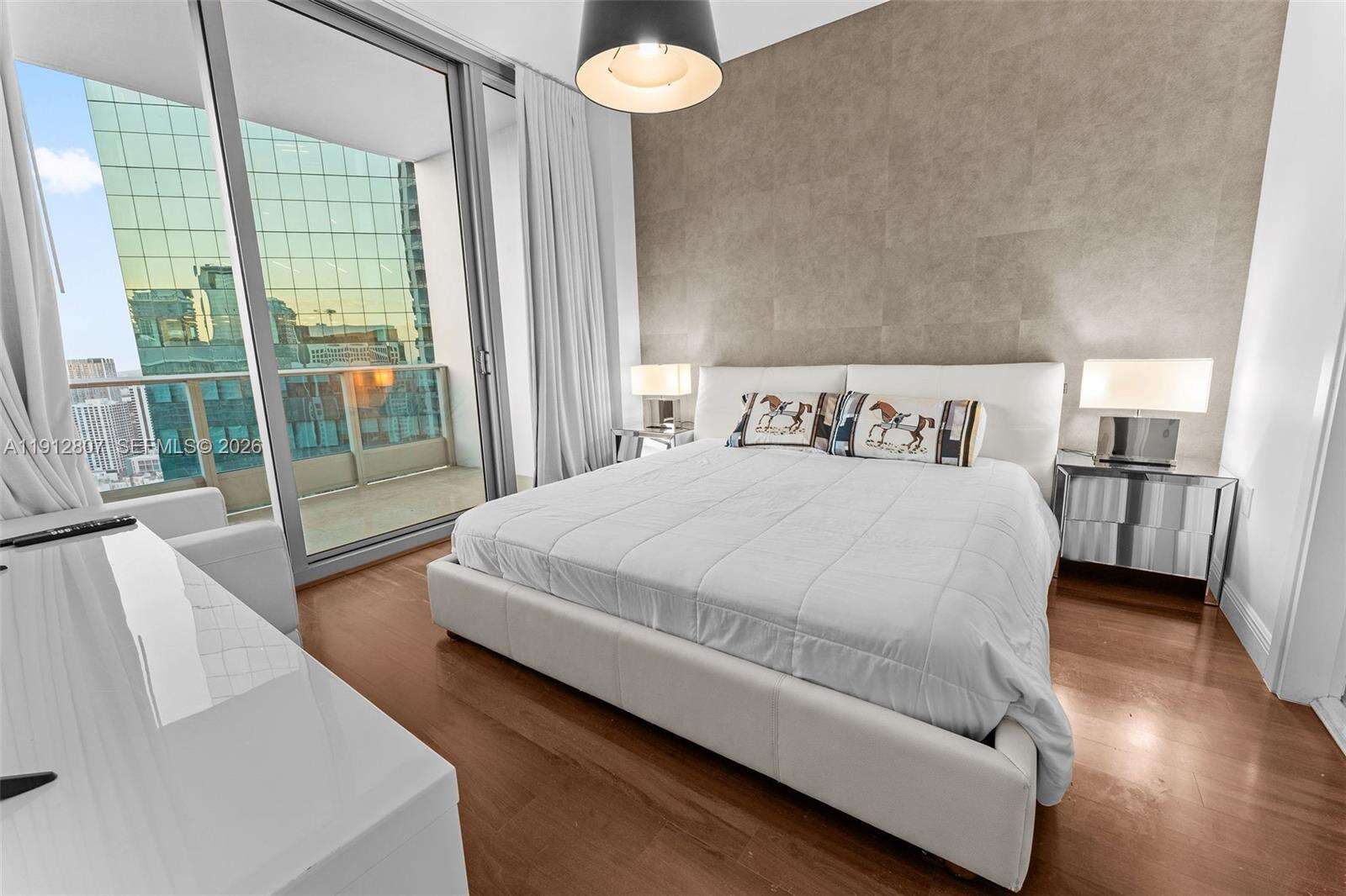 Epic Residences at 200 Biscayne Blvd Way, Miami, FL 33131 - For Sale photo 25