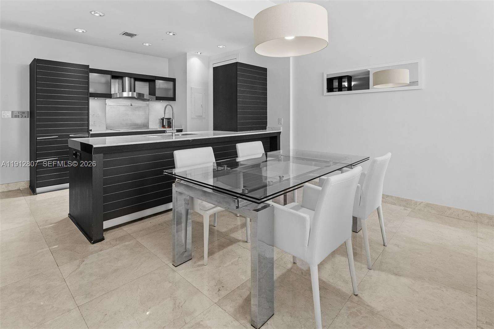 Epic Residences at 200 Biscayne Blvd Way, Miami, FL 33131 - For Sale photo 5