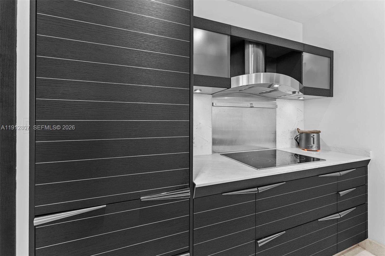 Epic Residences at 200 Biscayne Blvd Way, Miami, FL 33131 - For Sale photo 8