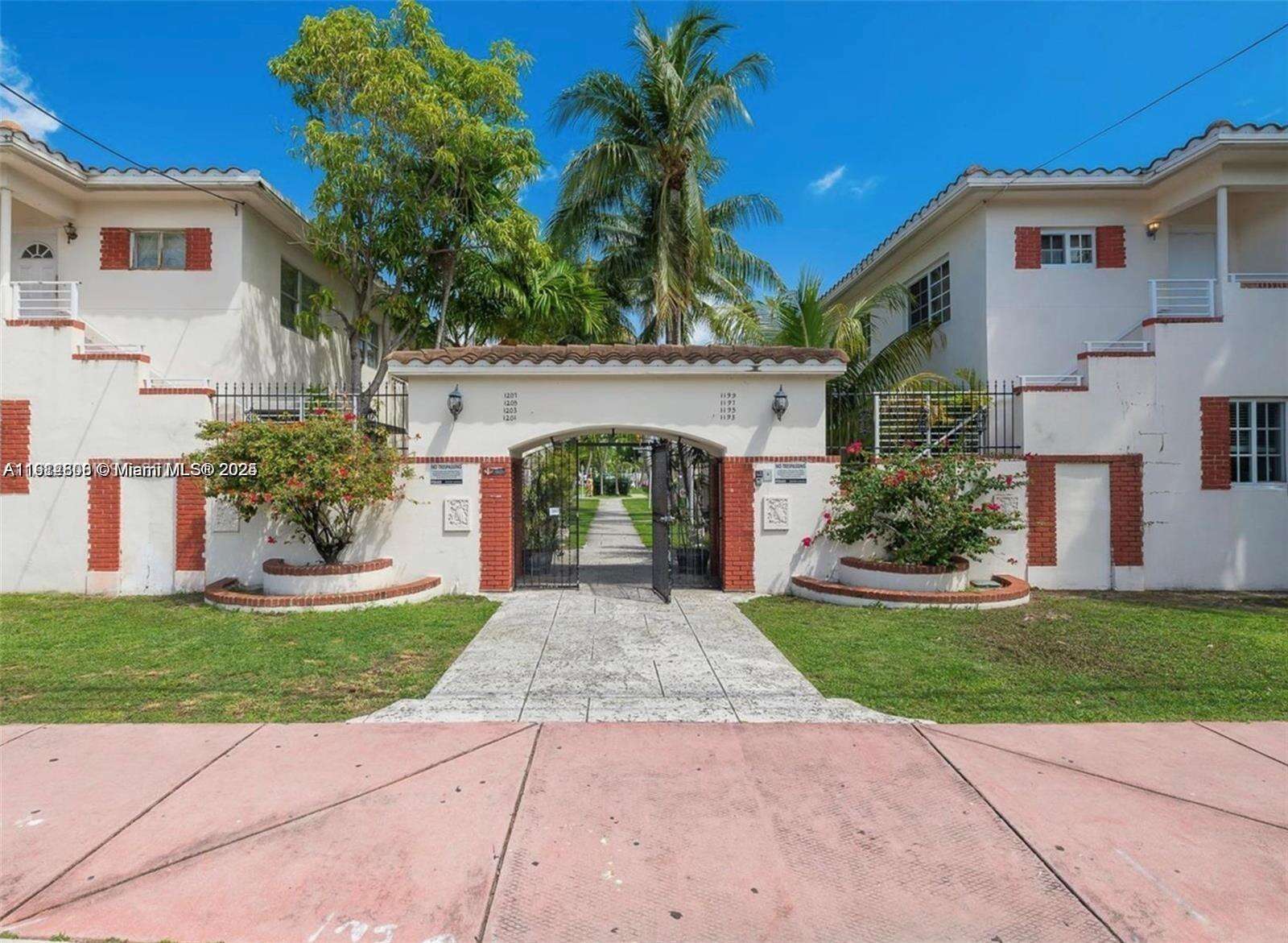 Marseilles Condos for Sale & Rent | Picture 1