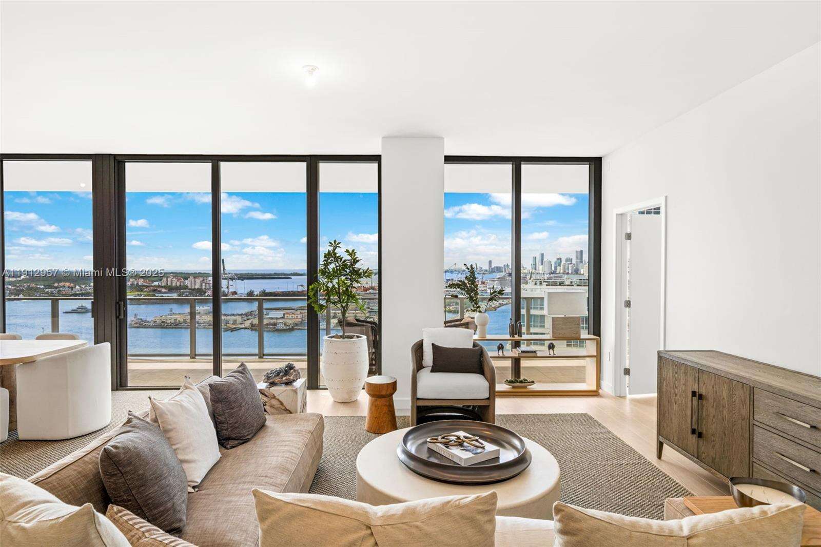 FIVE PARK - 500 Alton Rd, Miami Beach, FL 33139 | Picture 3