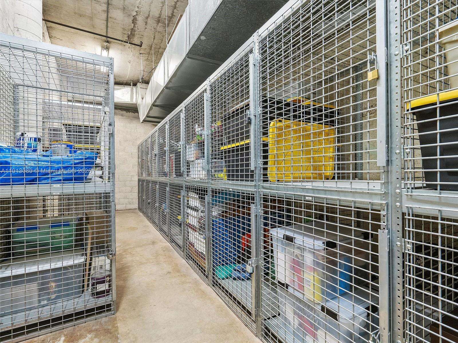 KING COLE - 900 Bay Dr, Miami Beach, FL 33141 | Picture 37