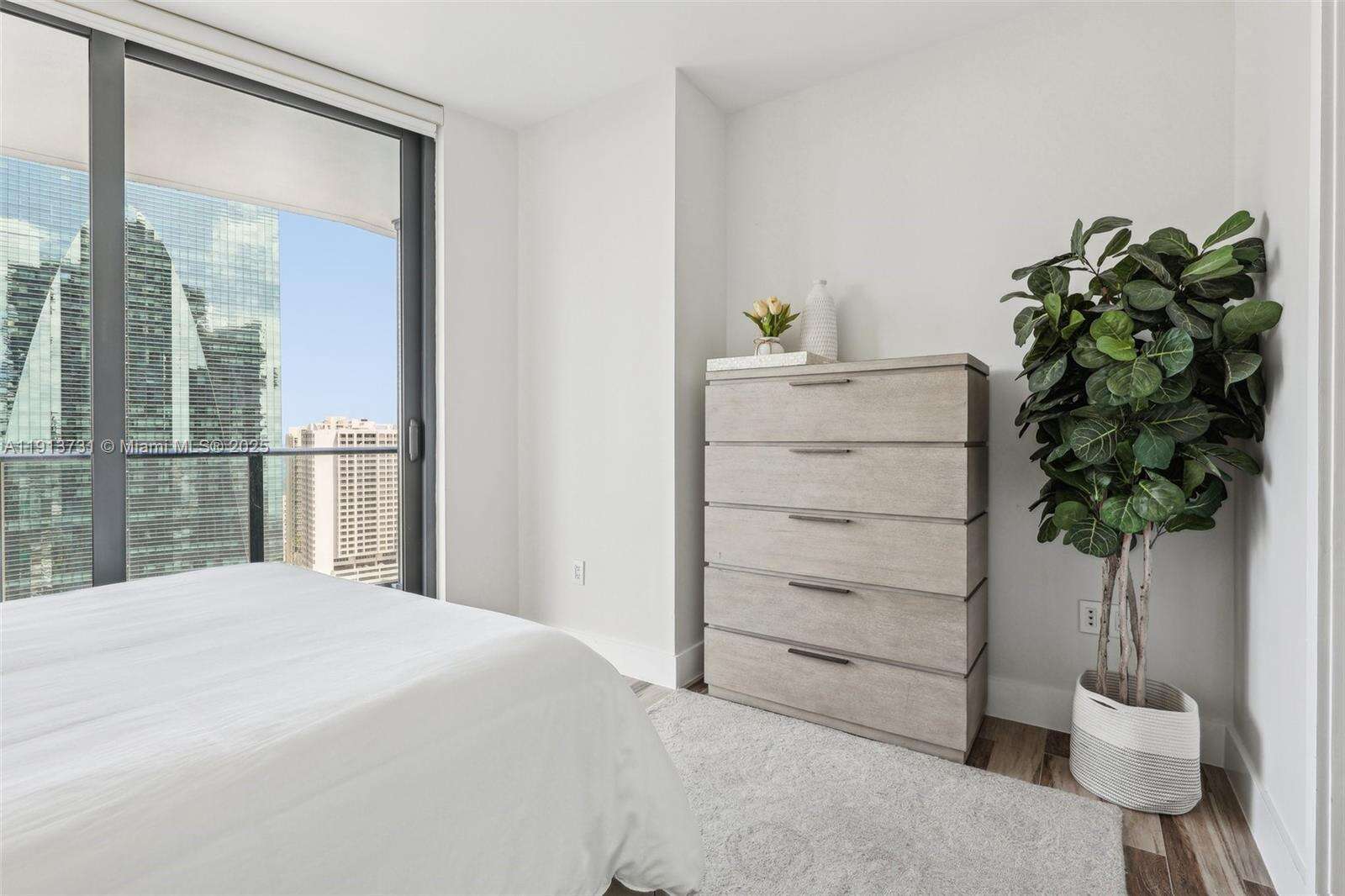 Sls Brickell at 1300 Miami Ave, Miami, FL 33130 - For Sale photo 27
