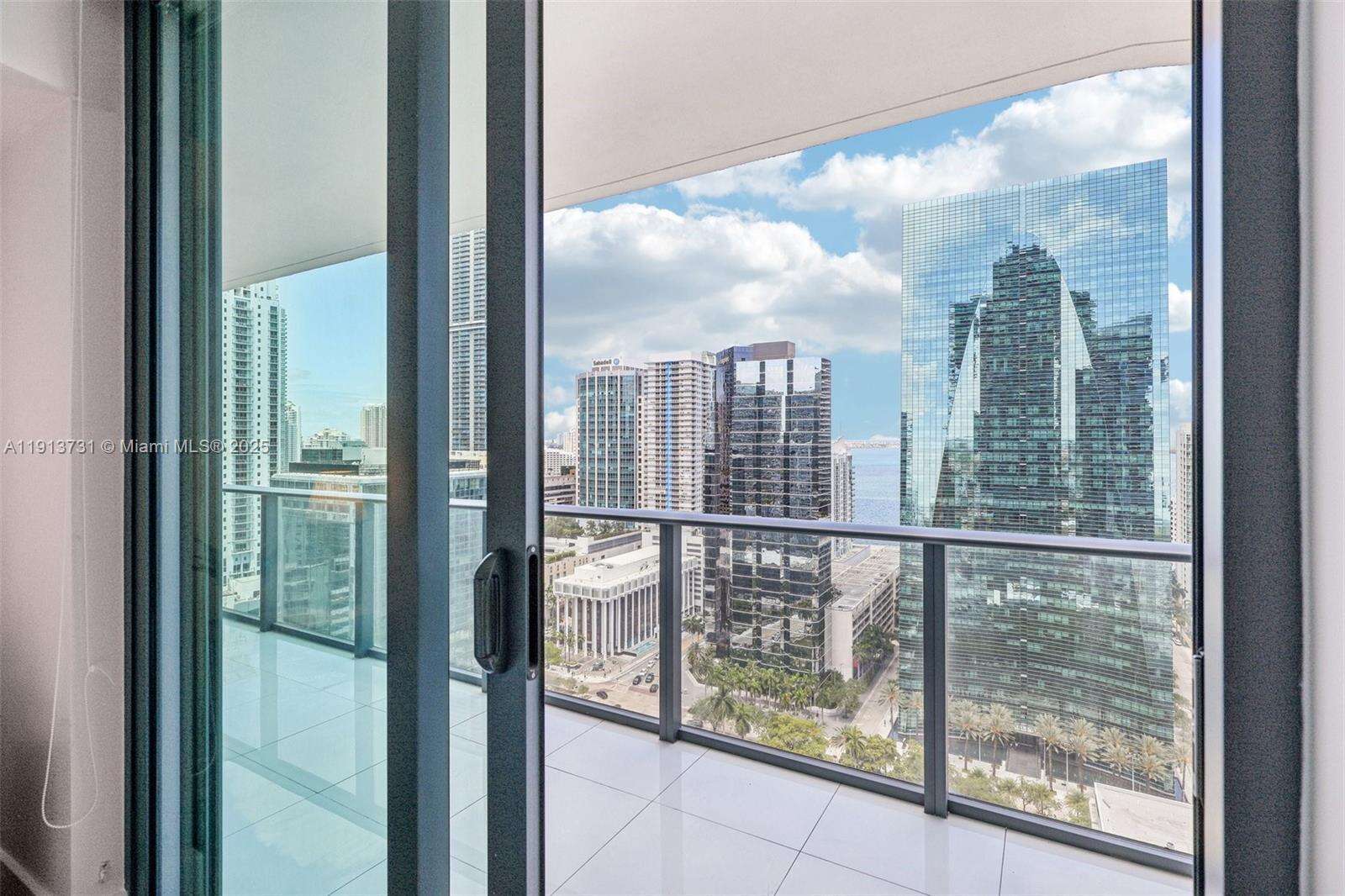 Sls Brickell at 1300 Miami Ave, Miami, FL 33130 - For Sale photo 29