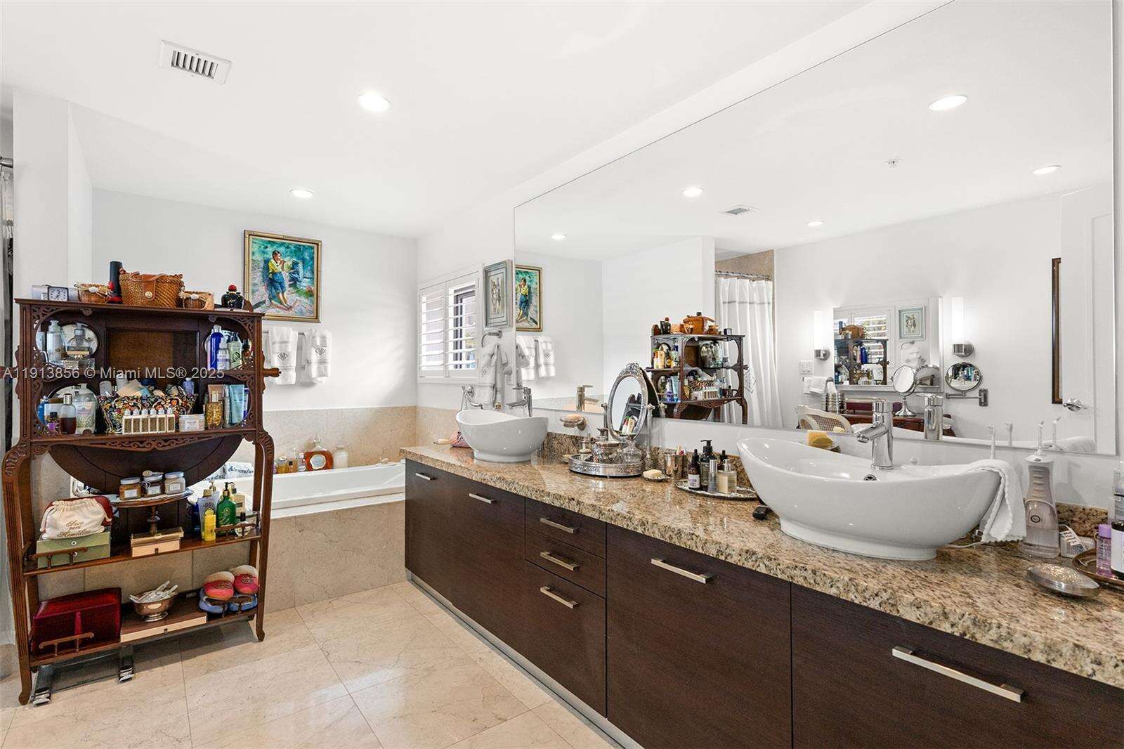 RIVA BAY HARBOR - 9400 Bay Harbor Dr, Bay Harbor Islands, FL 33154 | Picture 30