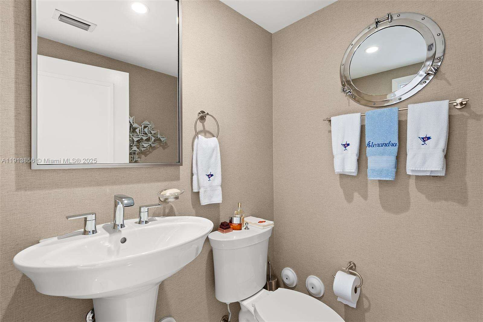 RIVA BAY HARBOR - 9400 Bay Harbor Dr, Bay Harbor Islands, FL 33154 | Picture 33