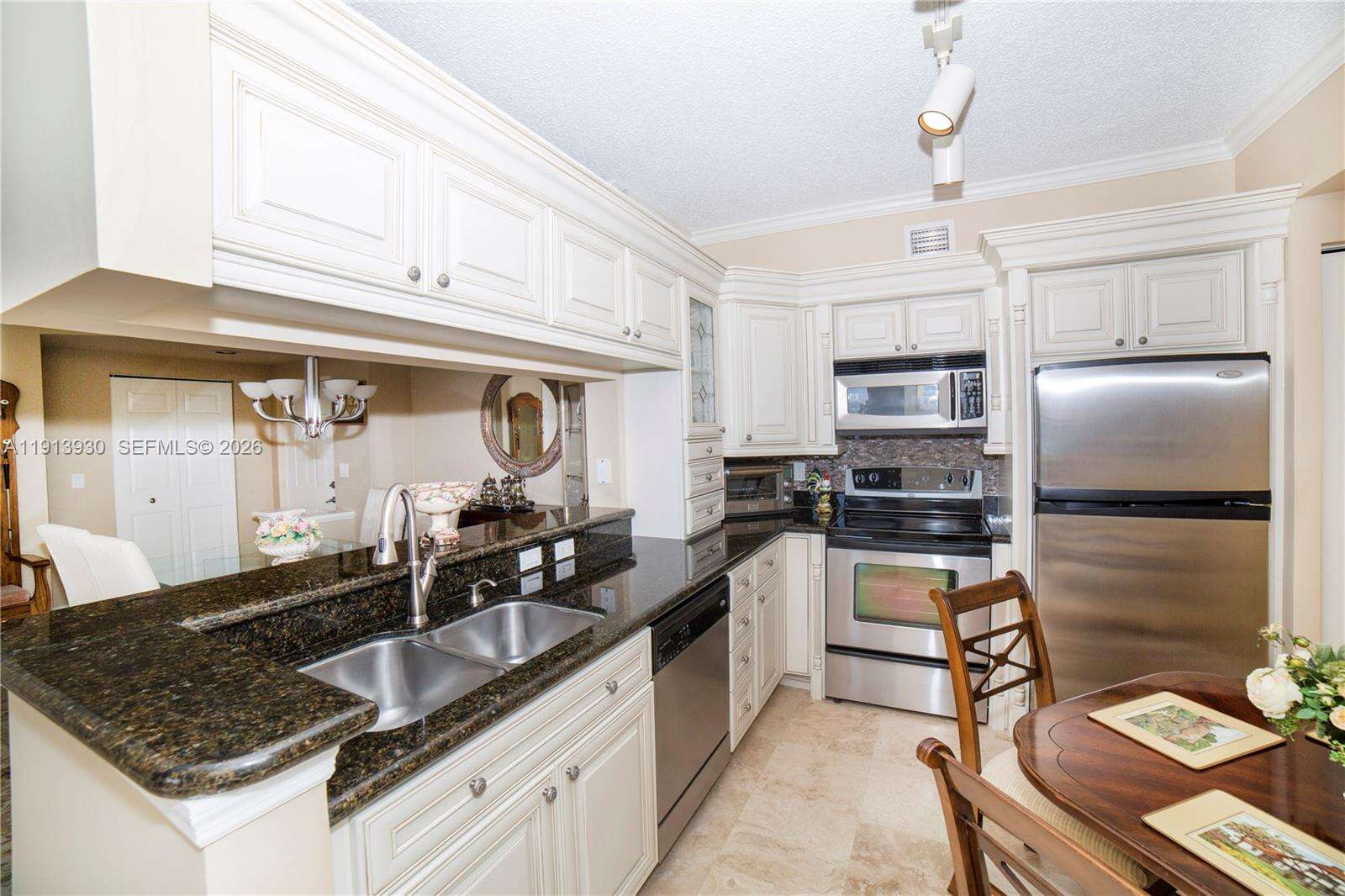 Porto Bellagio at 17100 Bay Rd, Sunny Isles Beach, FL 33160 - For Sale photo 14