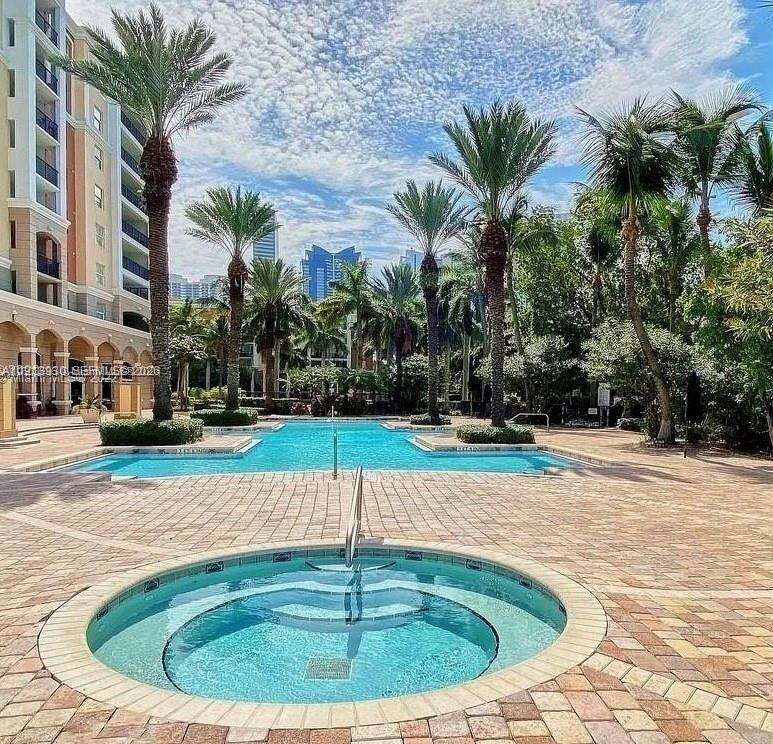 Porto Bellagio at 17100 Bay Rd, Sunny Isles Beach, FL 33160 - For Sale photo 52