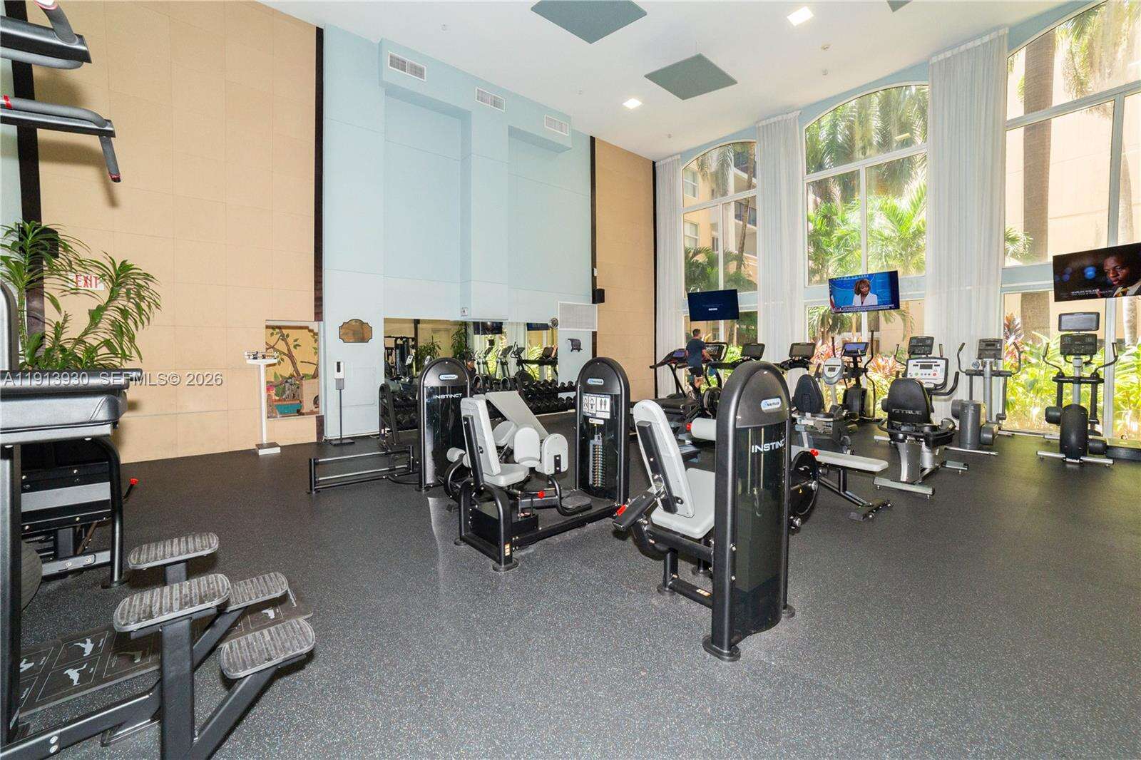 Porto Bellagio at 17100 Bay Rd, Sunny Isles Beach, FL 33160 - For Sale photo 55
