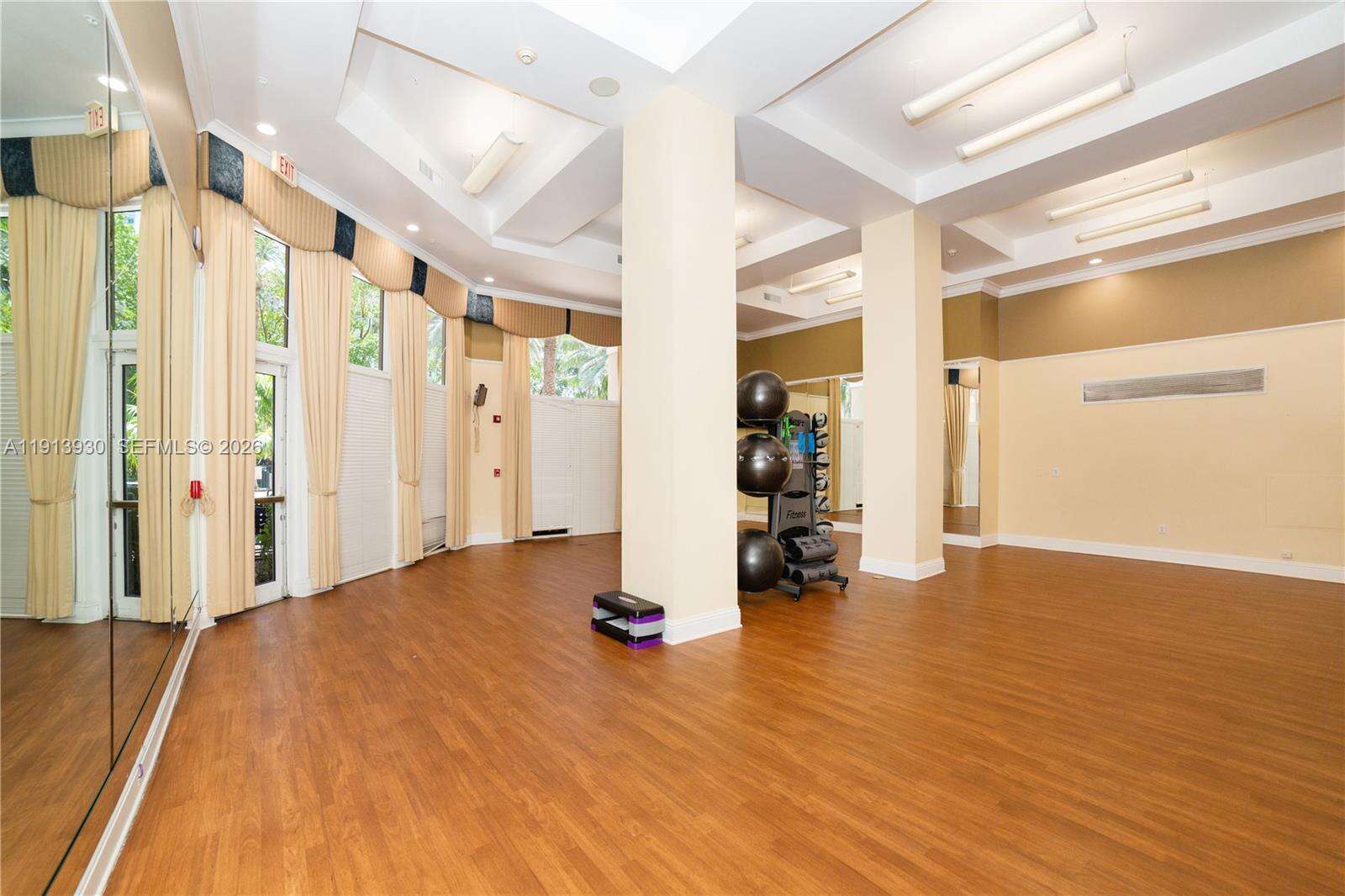 Porto Bellagio at 17100 Bay Rd, Sunny Isles Beach, FL 33160 - For Sale photo 58