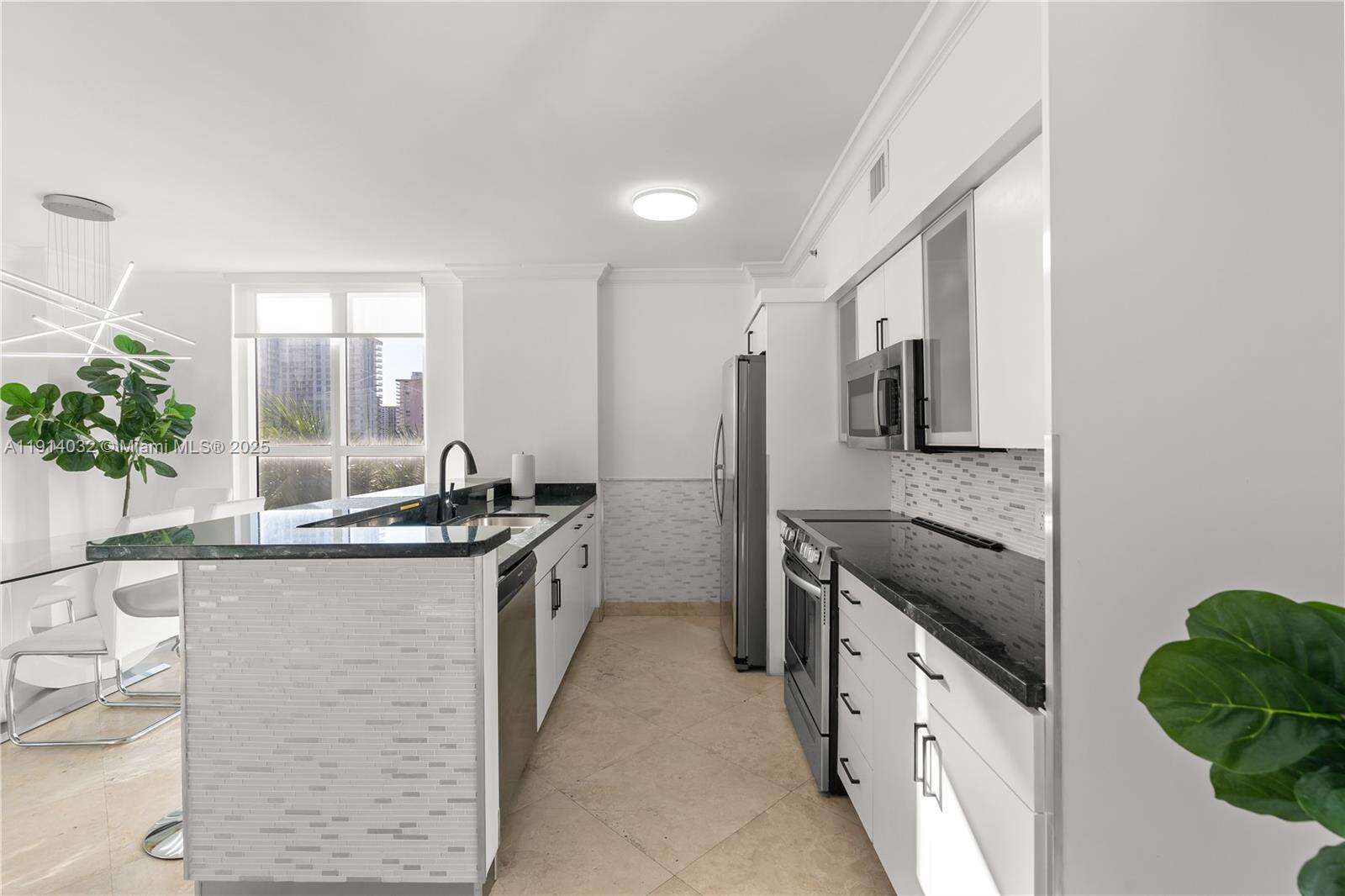 King David at 17555 Atlantic Blvd, Sunny Isles Beach, FL 33160 - For Sale photo 32