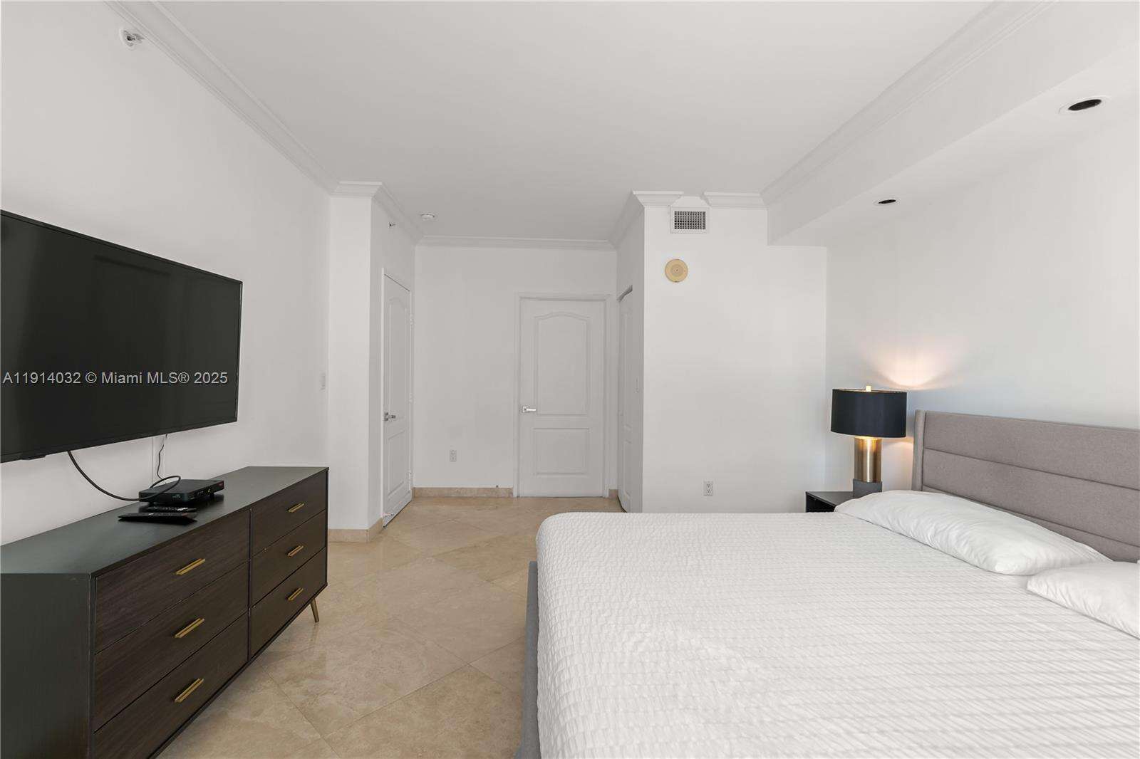King David at 17555 Atlantic Blvd, Sunny Isles Beach, FL 33160 - For Sale photo 35