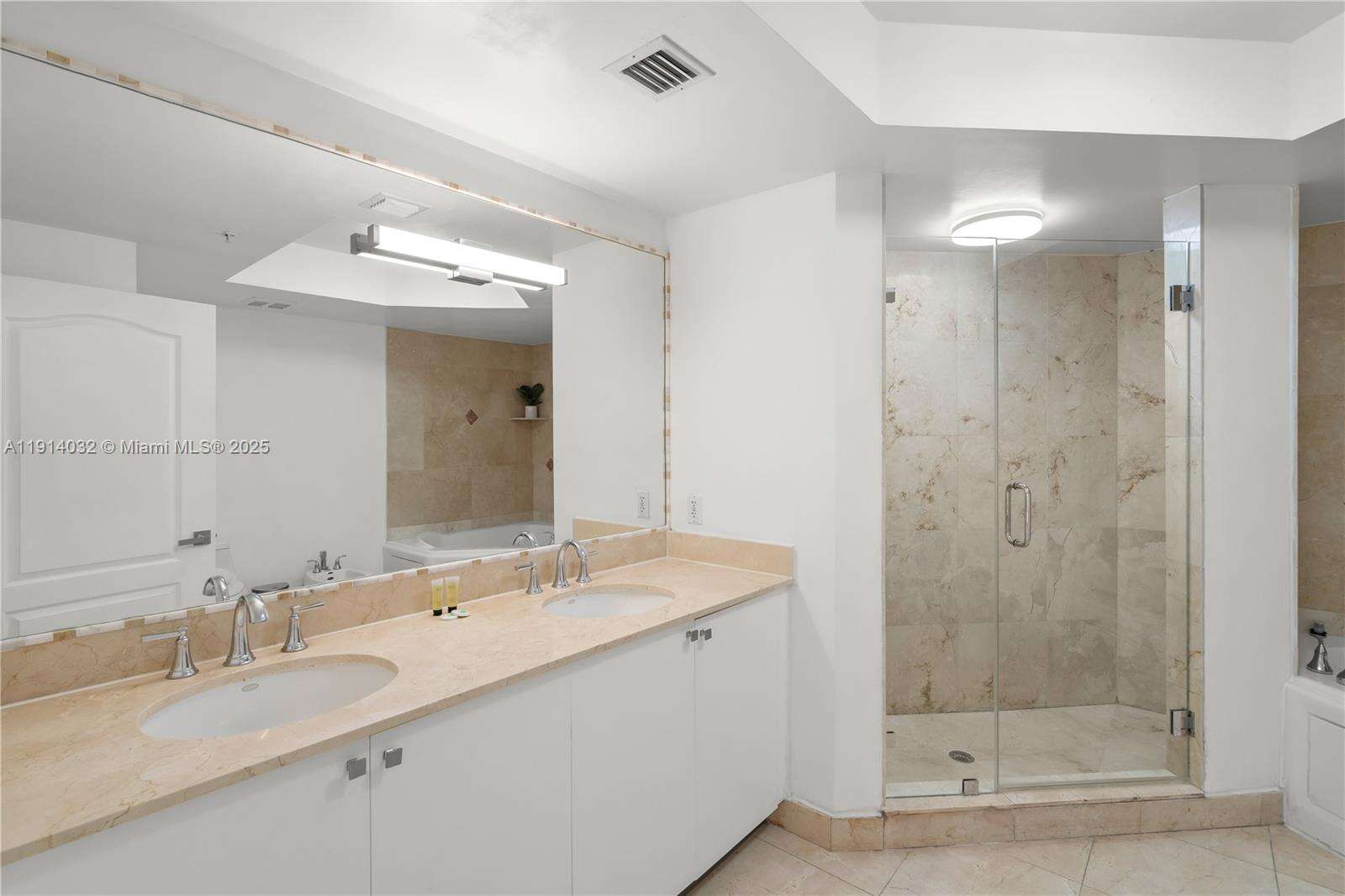 King David at 17555 Atlantic Blvd, Sunny Isles Beach, FL 33160 - For Sale photo 36