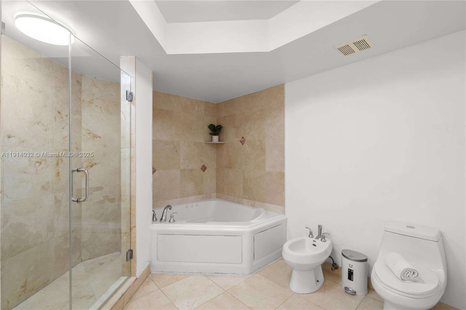 King David at 17555 Atlantic Blvd, Sunny Isles Beach, FL 33160 - For Sale photo 37