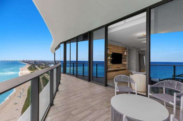 15701 COLLINS - 15701 Collins Ave, Sunny Isles Beach, FL 33160 | Picture 23