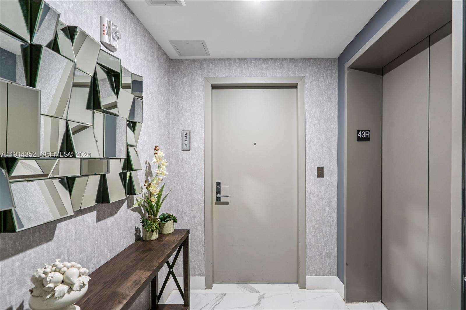 ARIA ON THE BAY - 488 18th St, Miami, FL 33132 | Picture 57