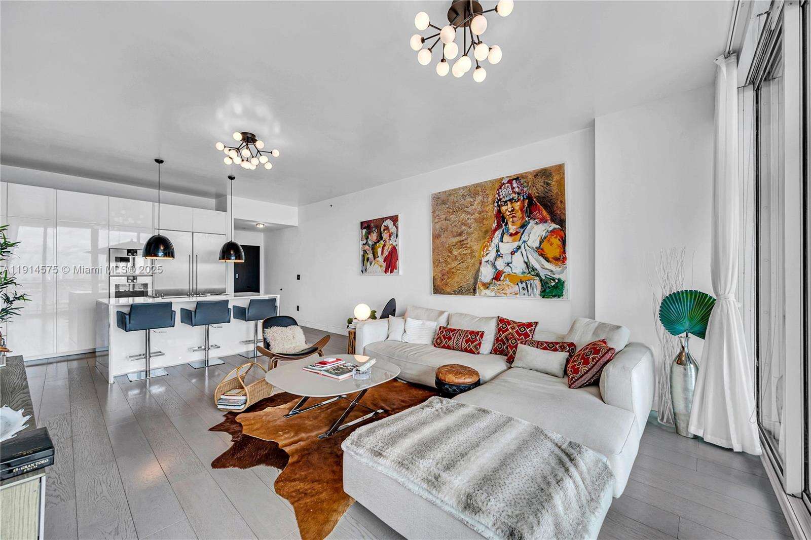 PARAMOUNT BAY - 2020 Bayshore Dr, Miami, FL 33137 | Picture 16