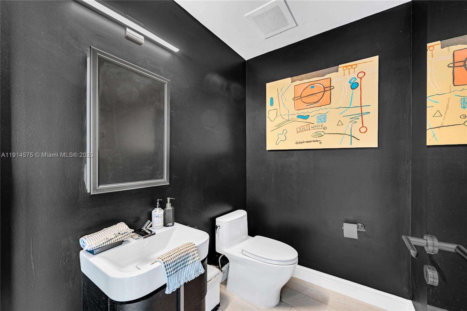 PARAMOUNT BAY - 2020 Bayshore Dr, Miami, FL 33137 | Picture 30