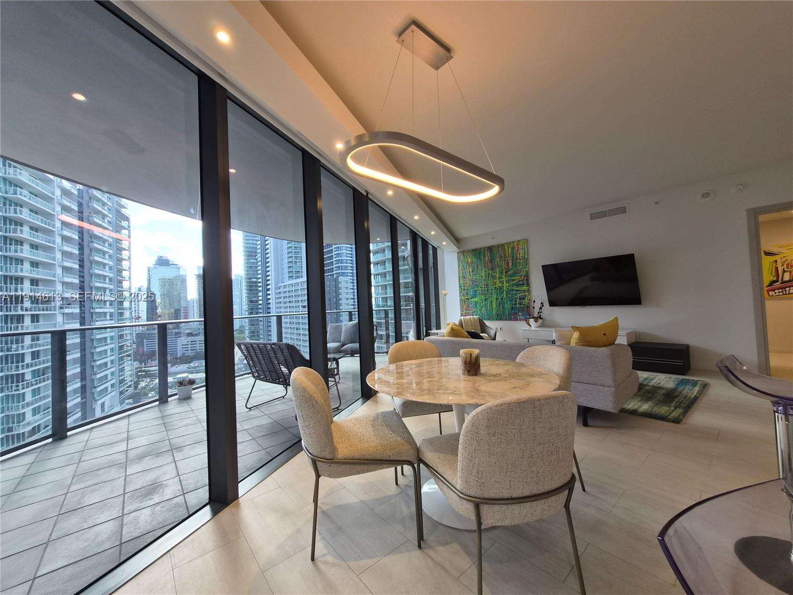 BRICKELL FLATIRON - 1000 Brickell Plz, Miami, FL 33131 | Picture 65