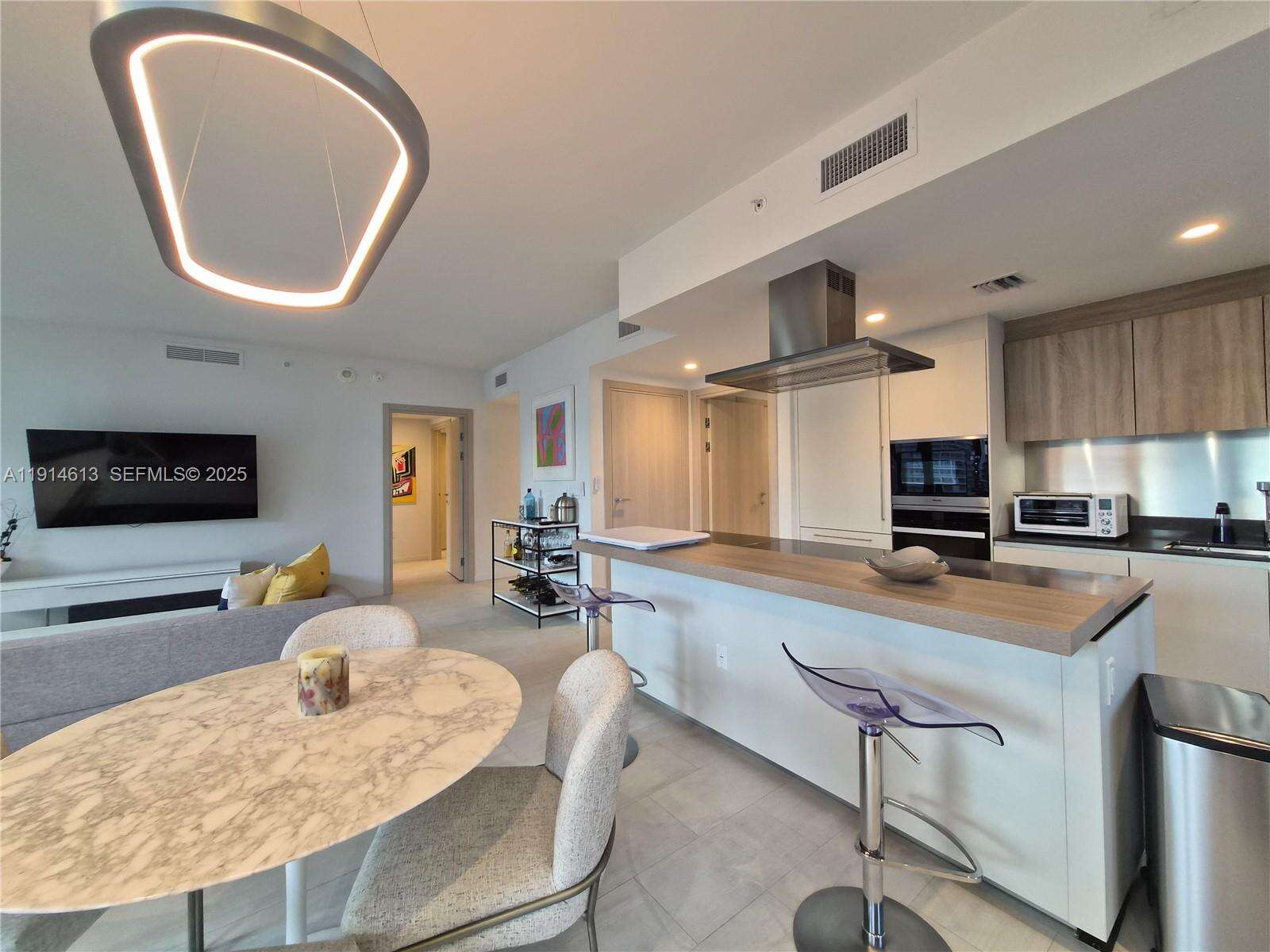 BRICKELL FLATIRON - 1000 Brickell Plz, Miami, FL 33131 | Picture 67